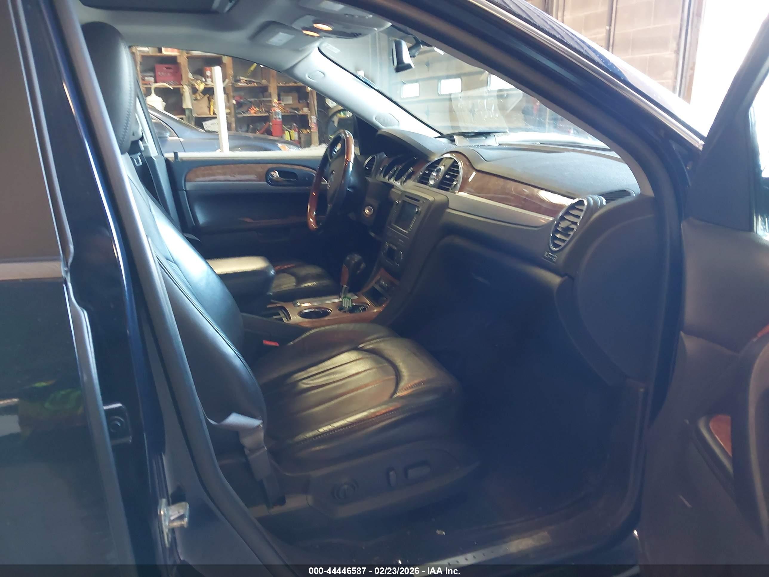 BUICK ENCLAVE image 5