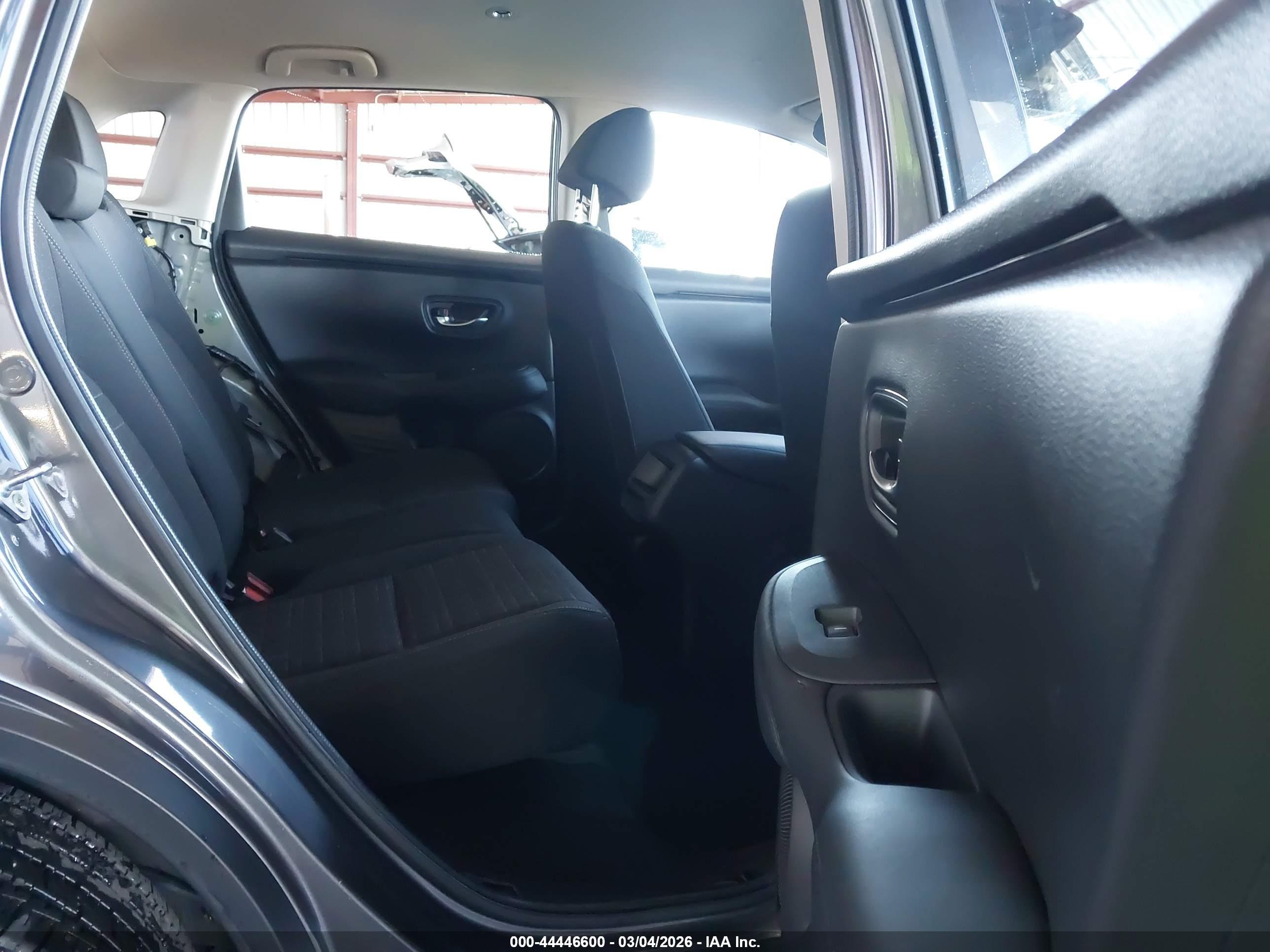 HONDA HR-V image 8