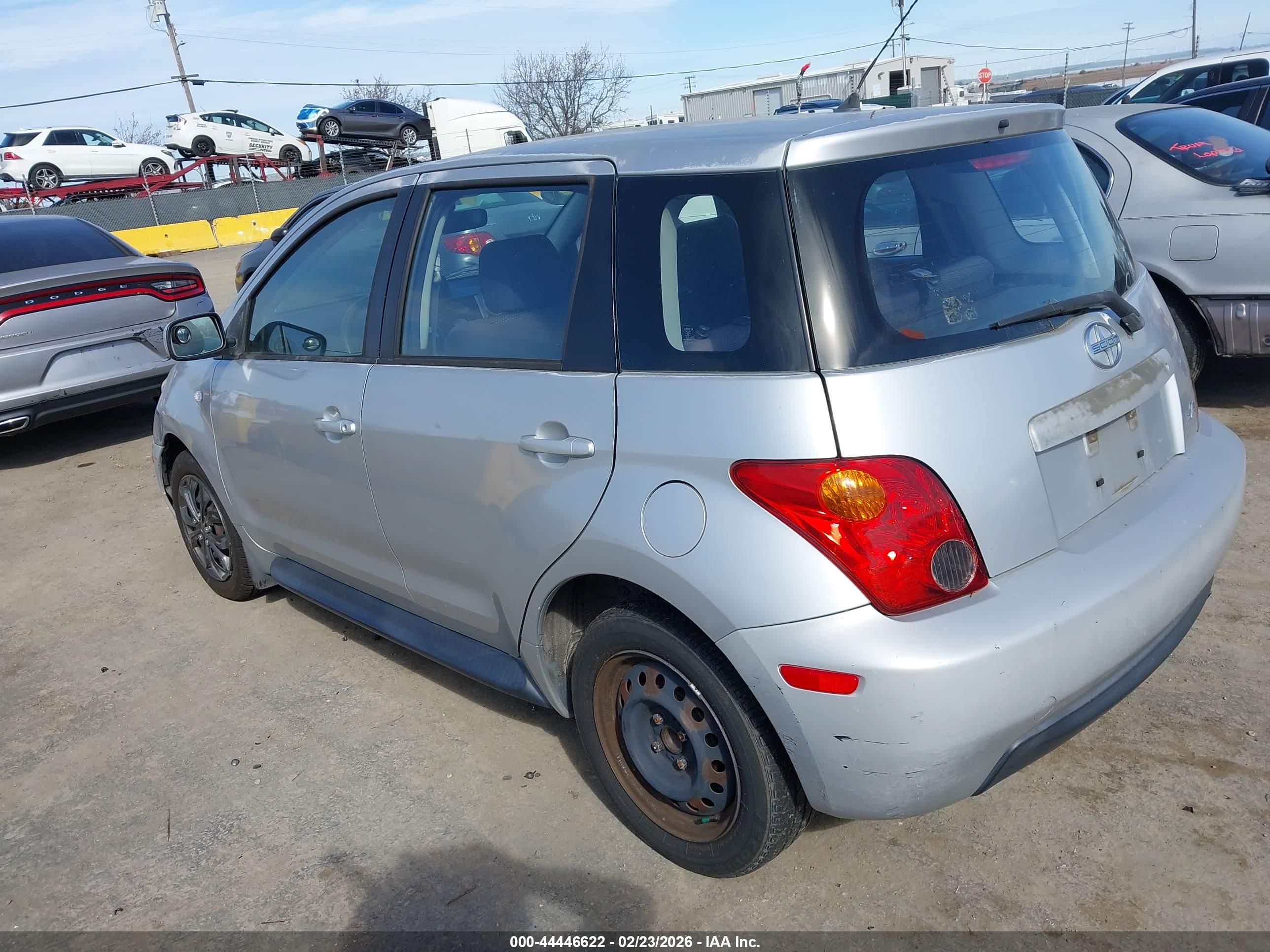 SCION XA image 3