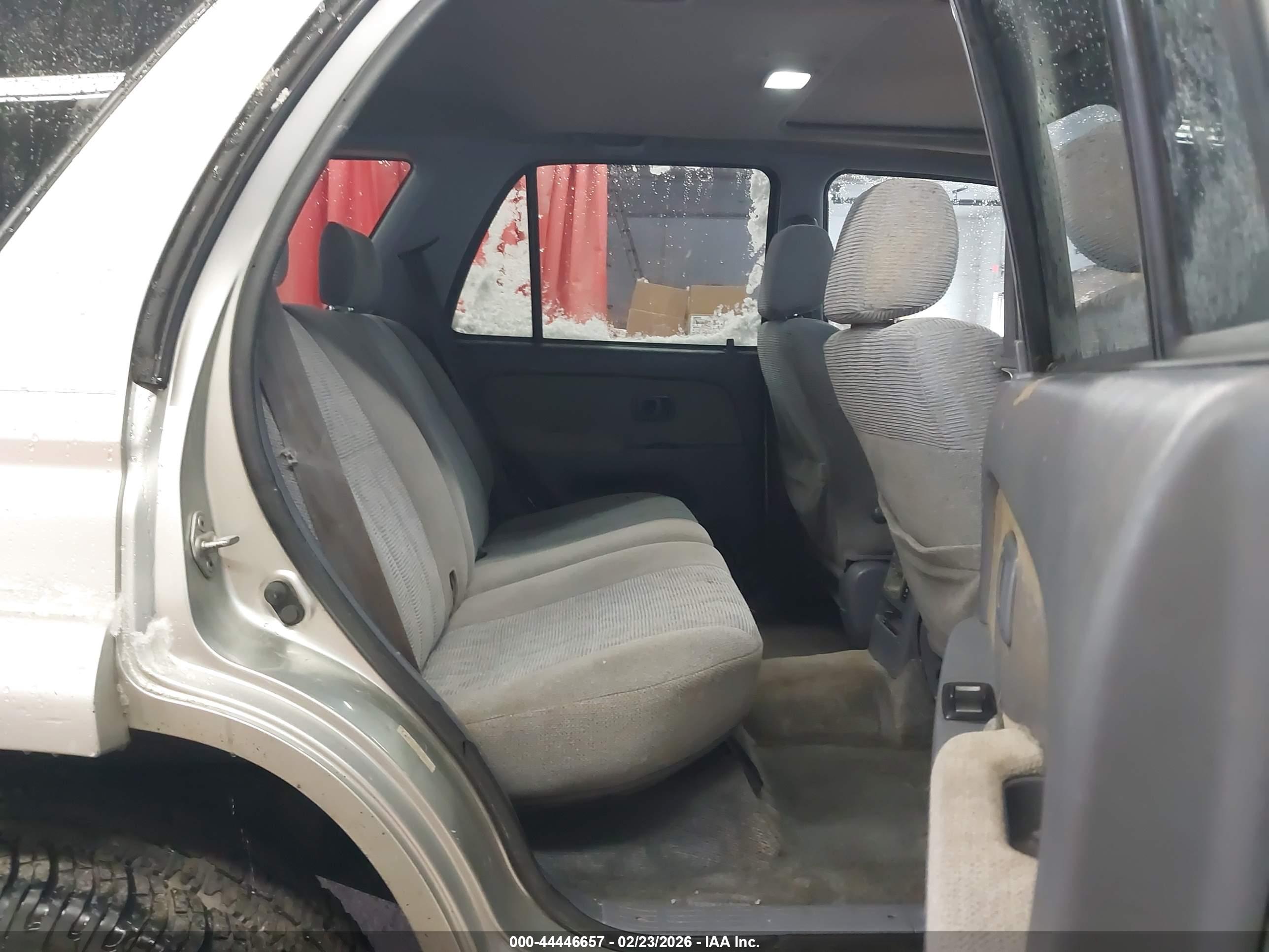 TOYOTA 4RUNNER image 8