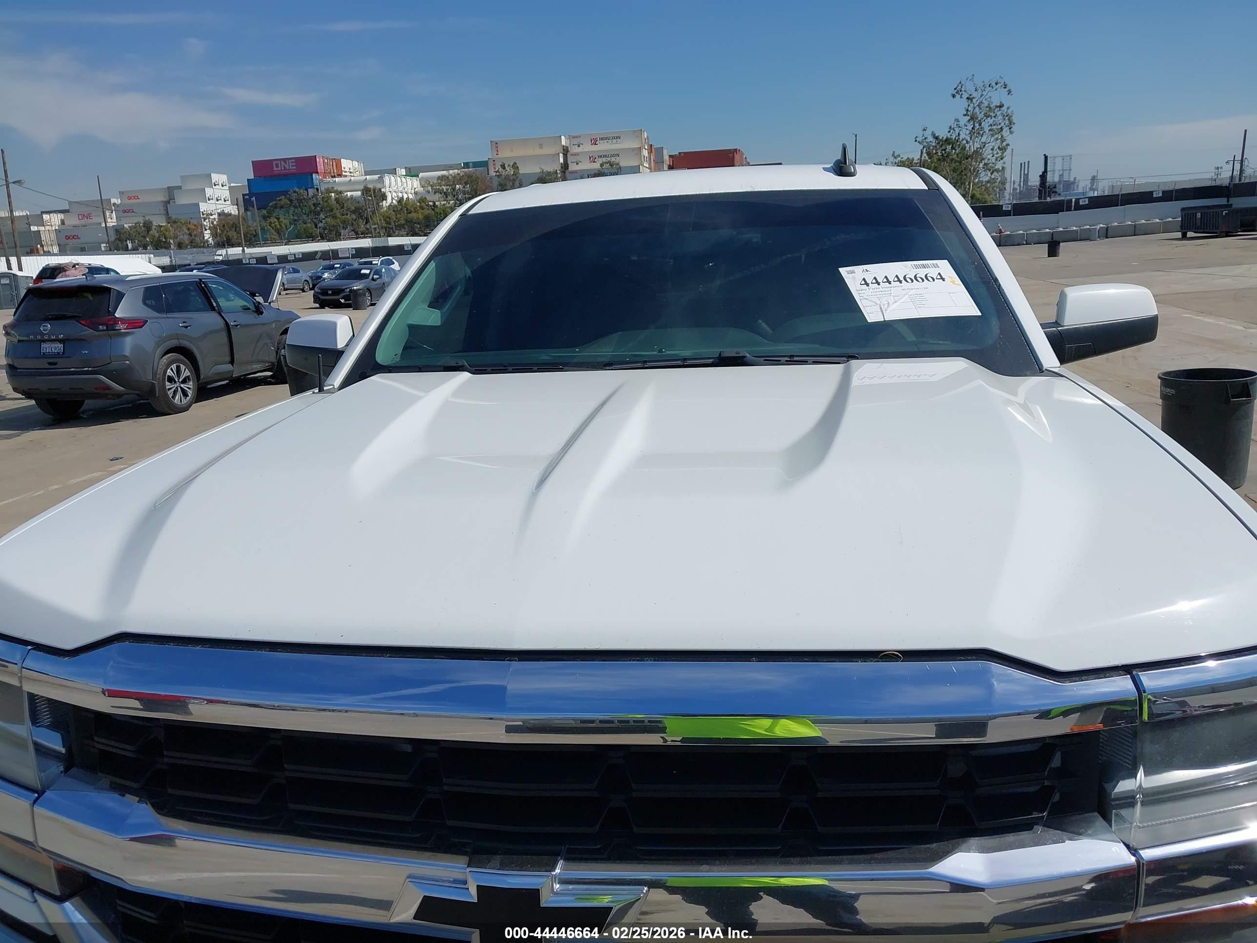 CHEVROLET SILVERADO image 6