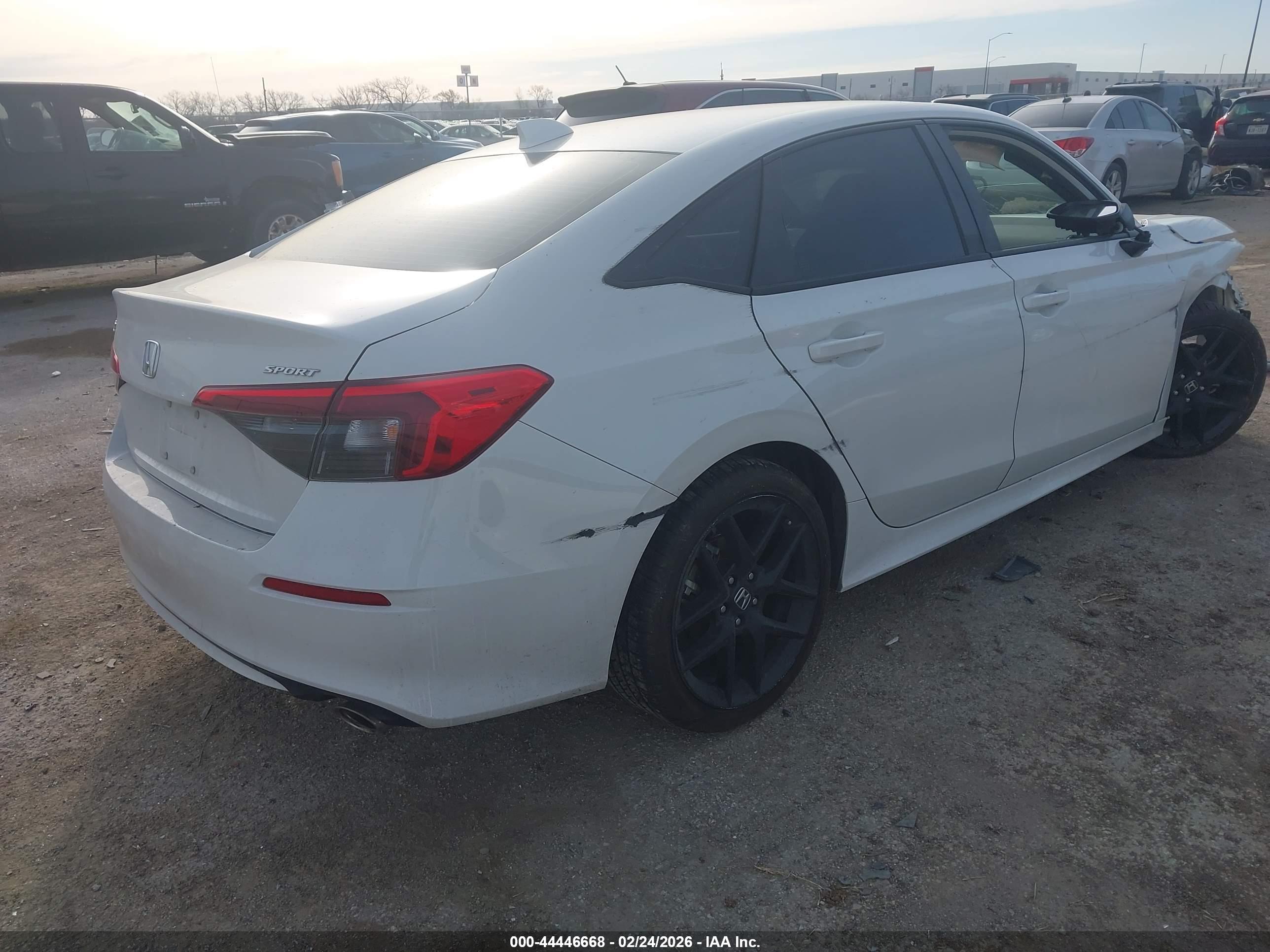 HONDA CIVIC image 4