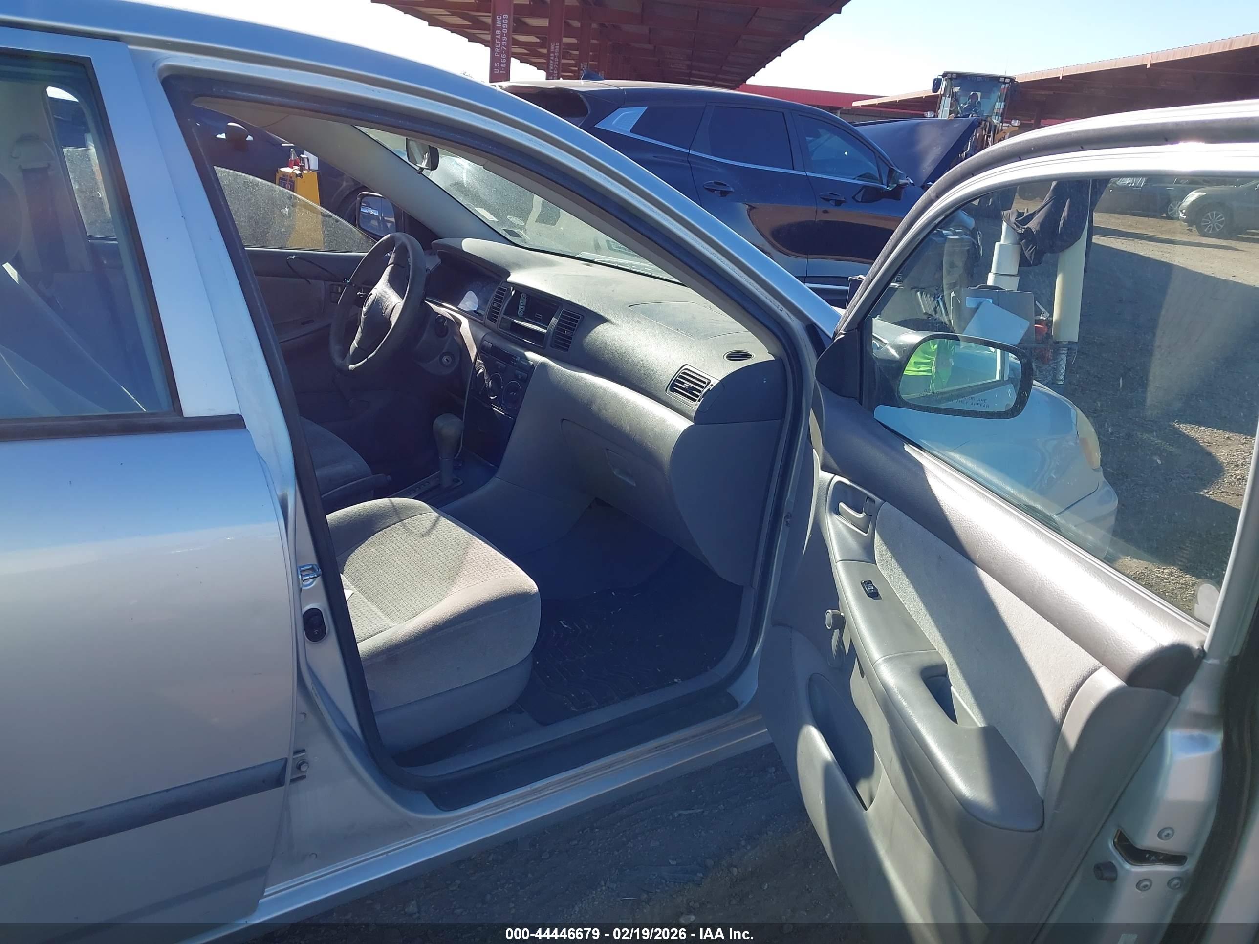 TOYOTA COROLLA image 5