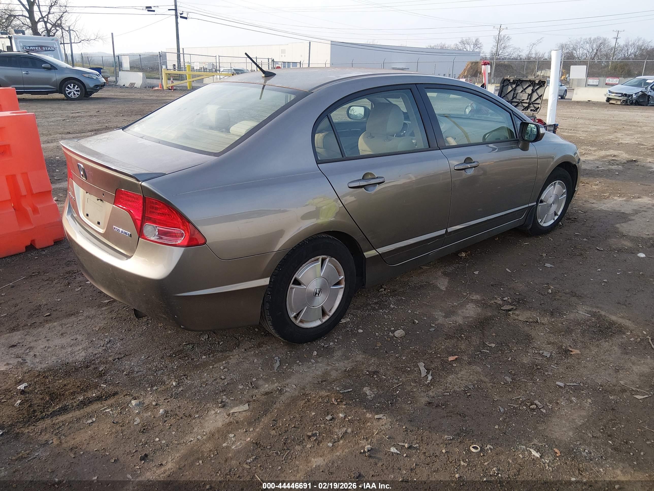 HONDA CIVIC image 4