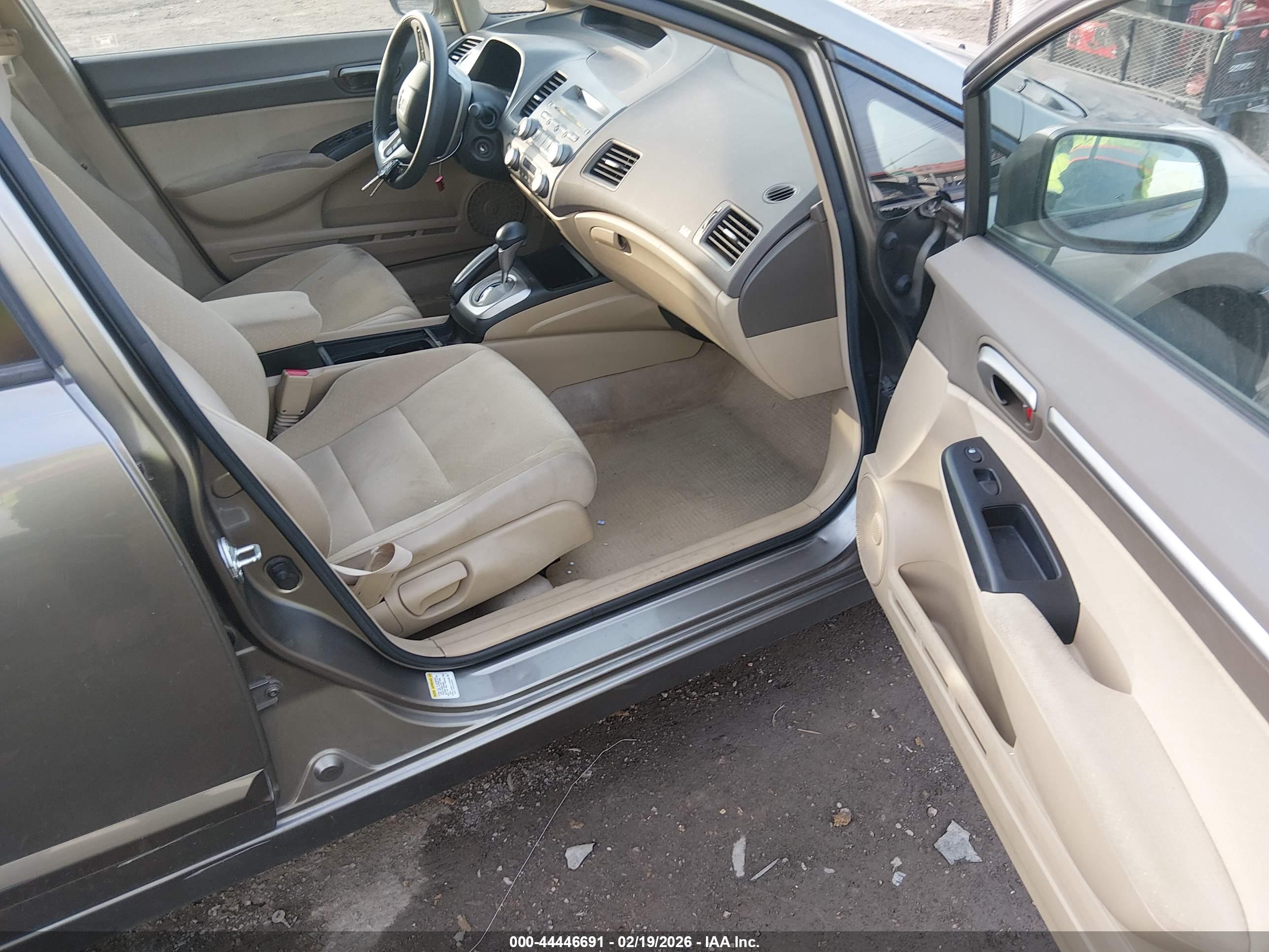 HONDA CIVIC image 5