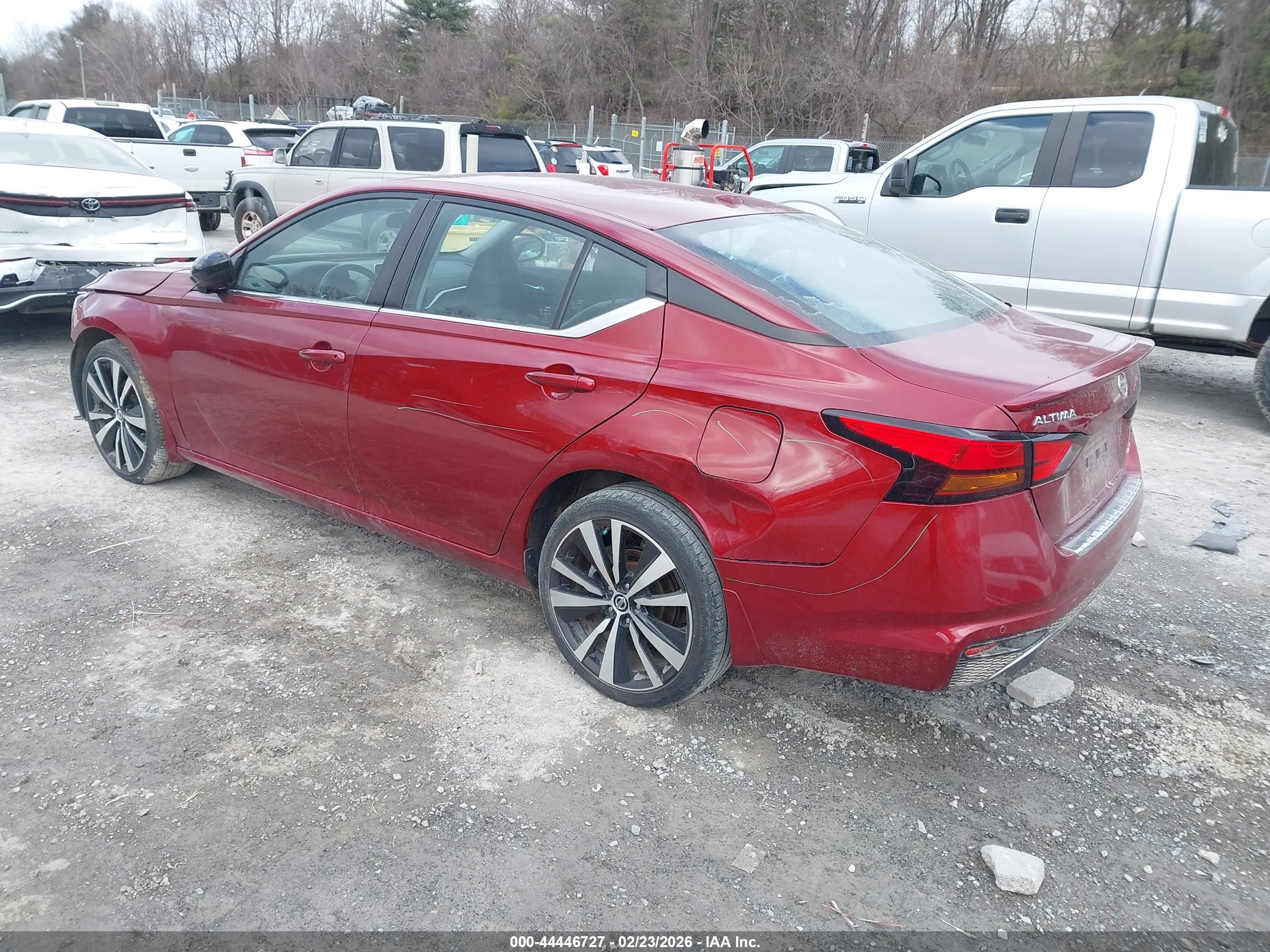 NISSAN ALTIMA image 3