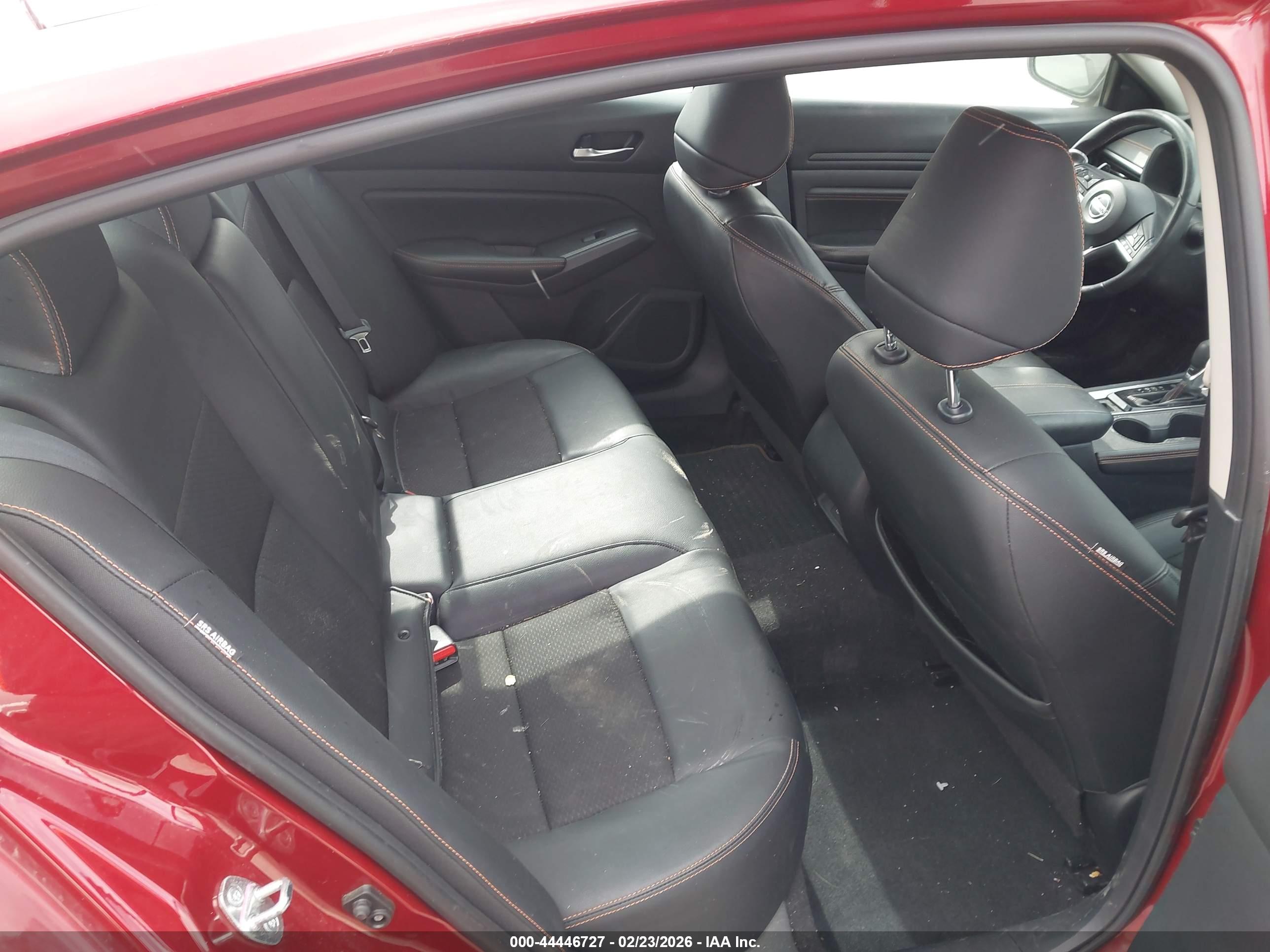 NISSAN ALTIMA image 8