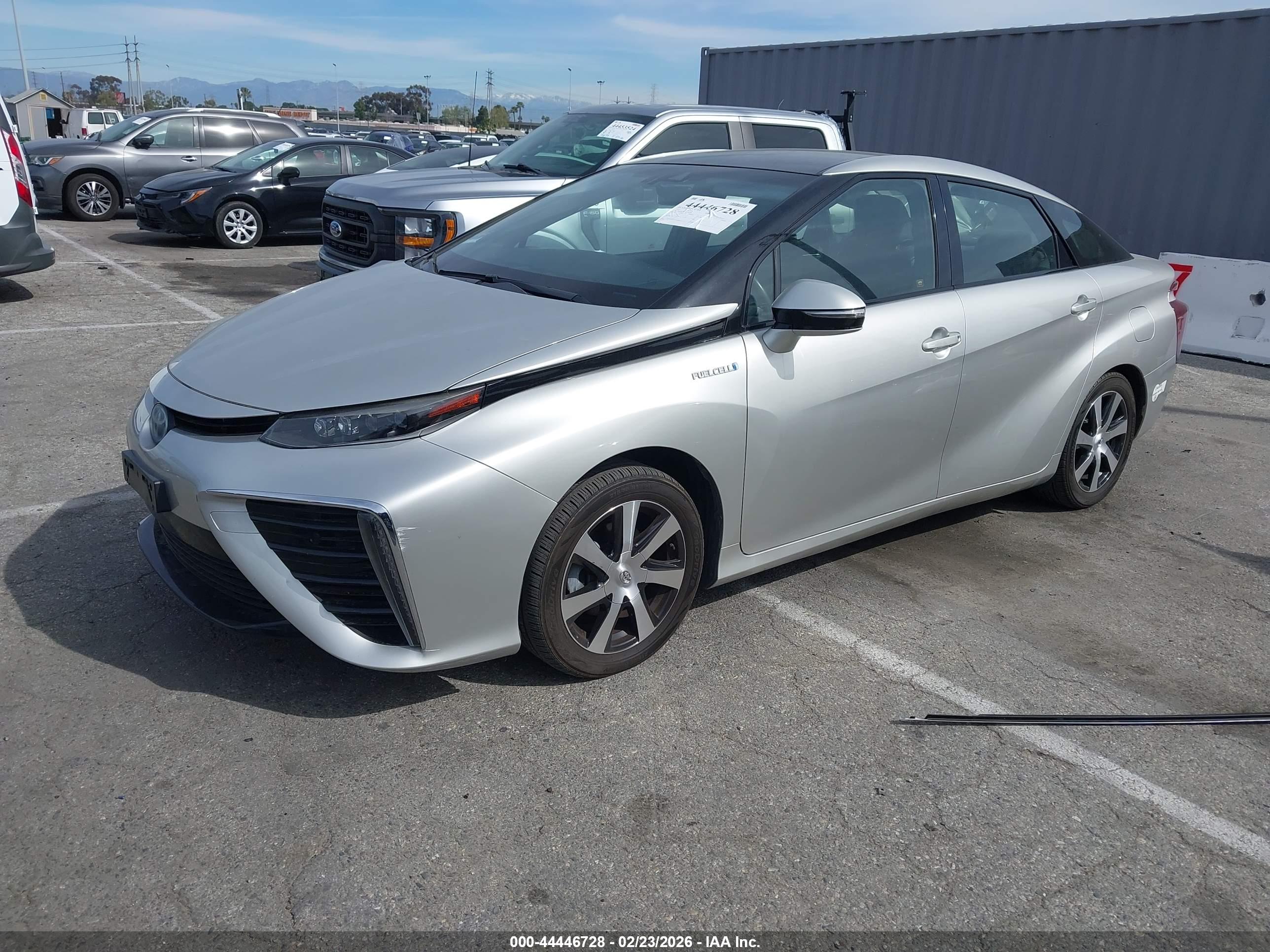 TOYOTA MIRAI image 2