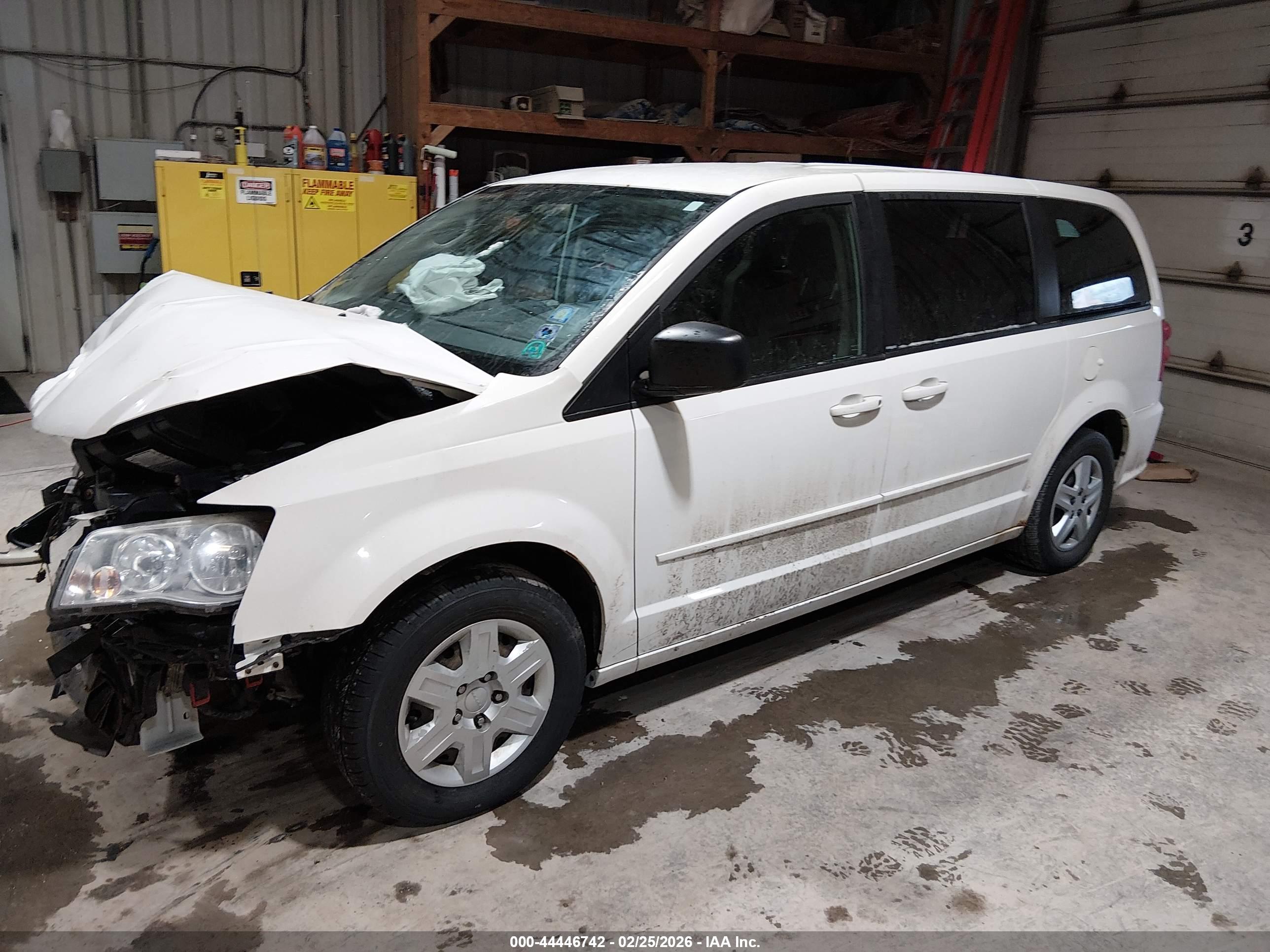 DODGE GRAND image 2