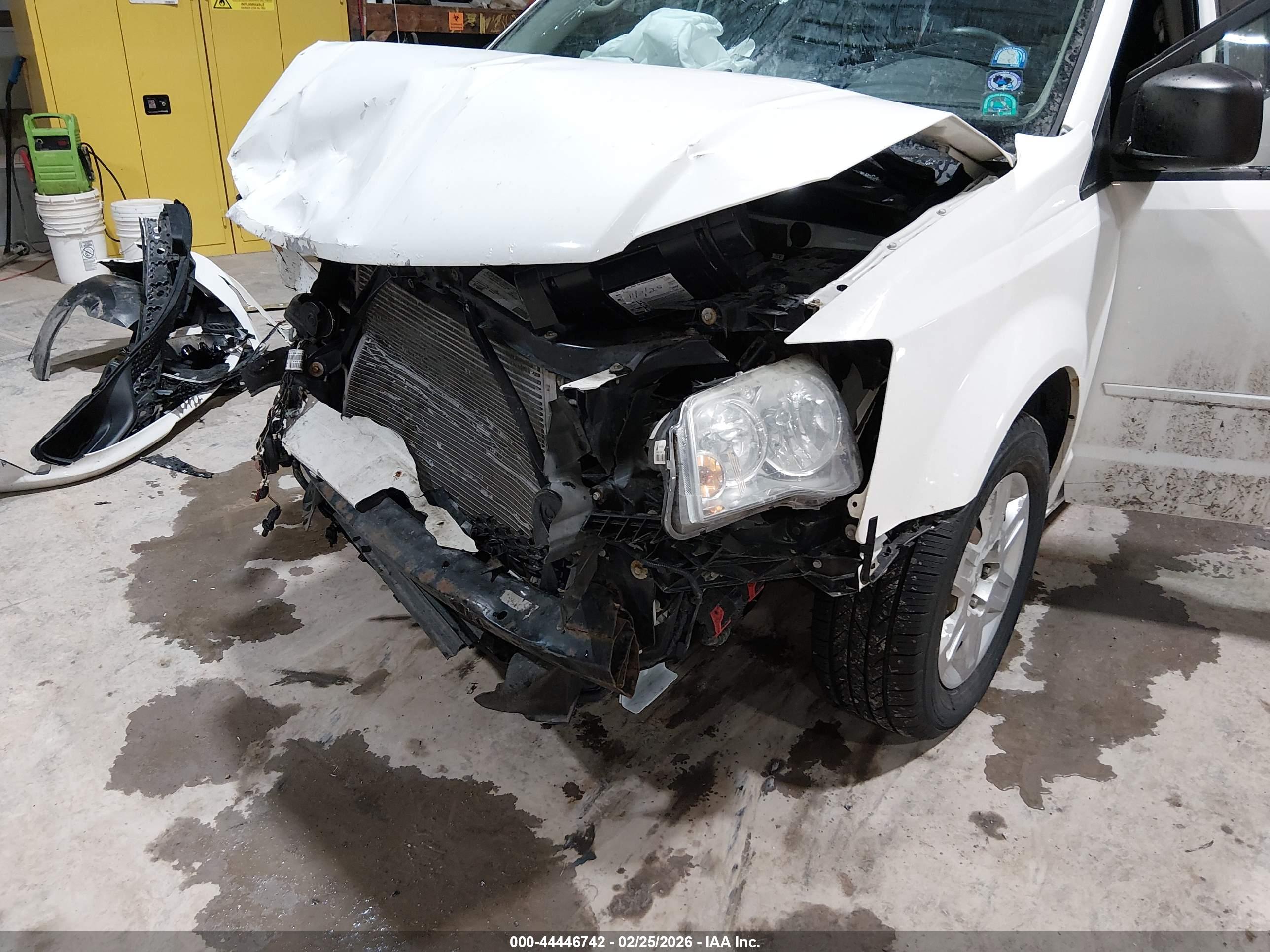 DODGE GRAND image 6