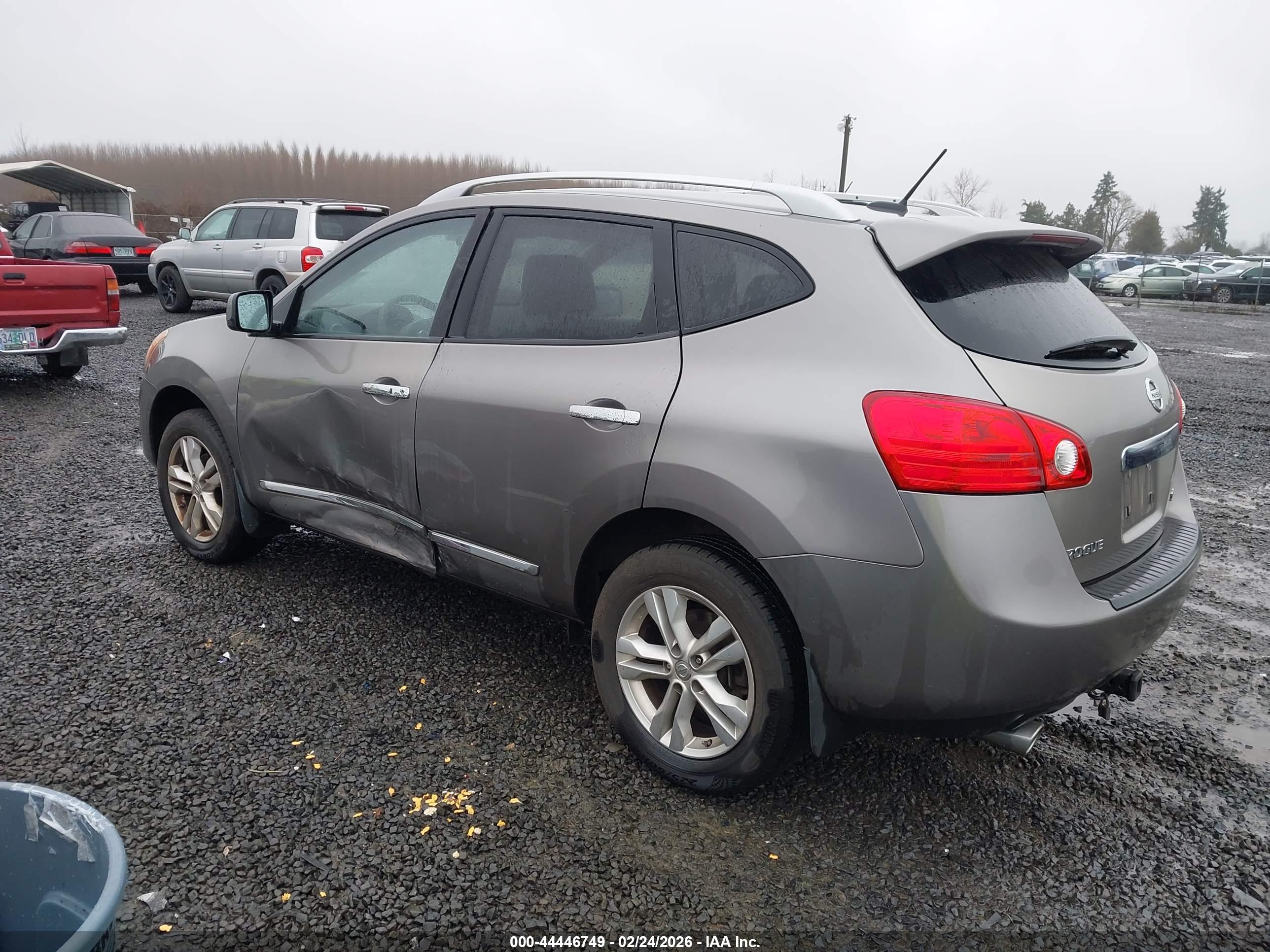 NISSAN ROGUE image 3