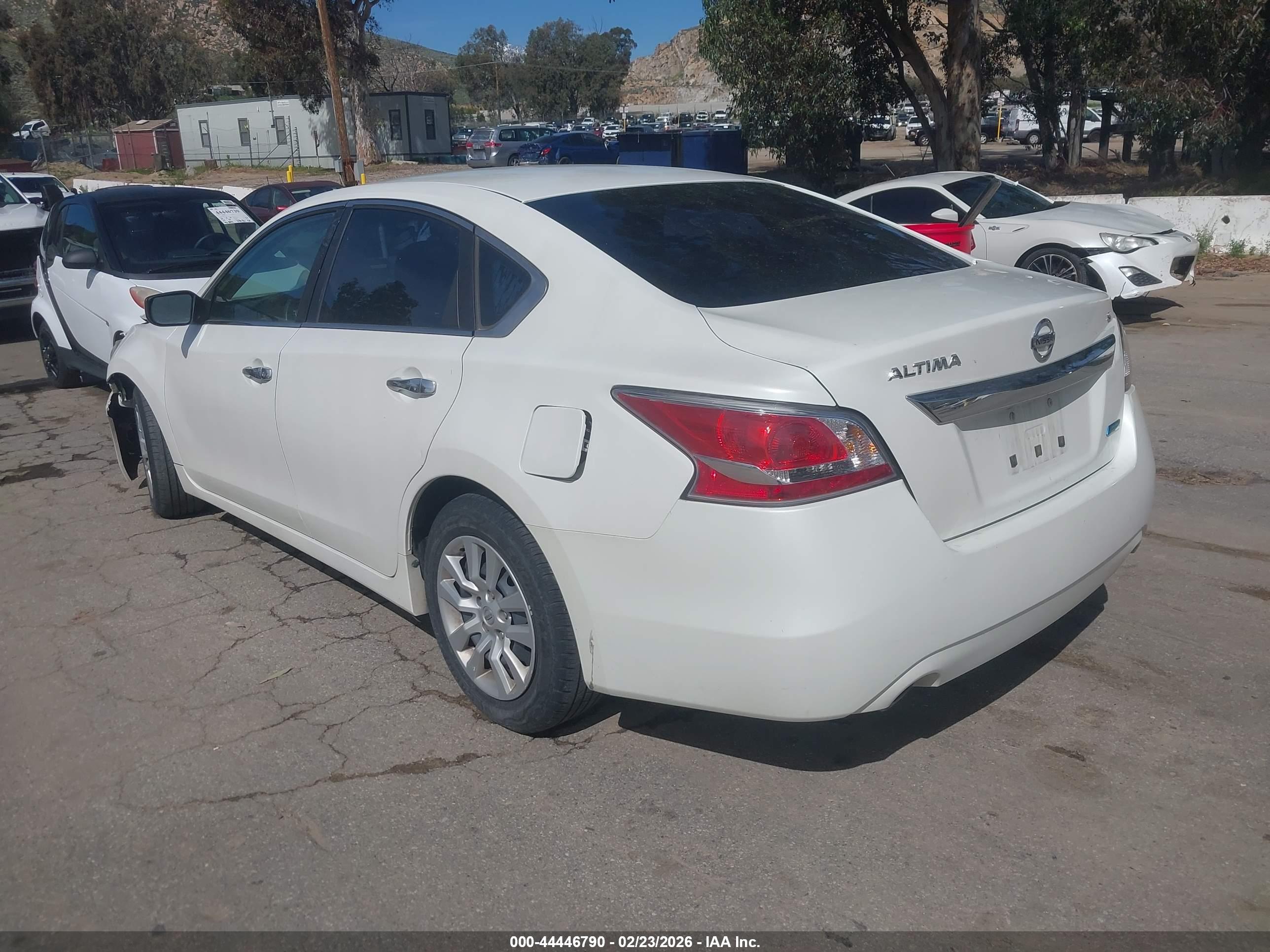 NISSAN ALTIMA image 3
