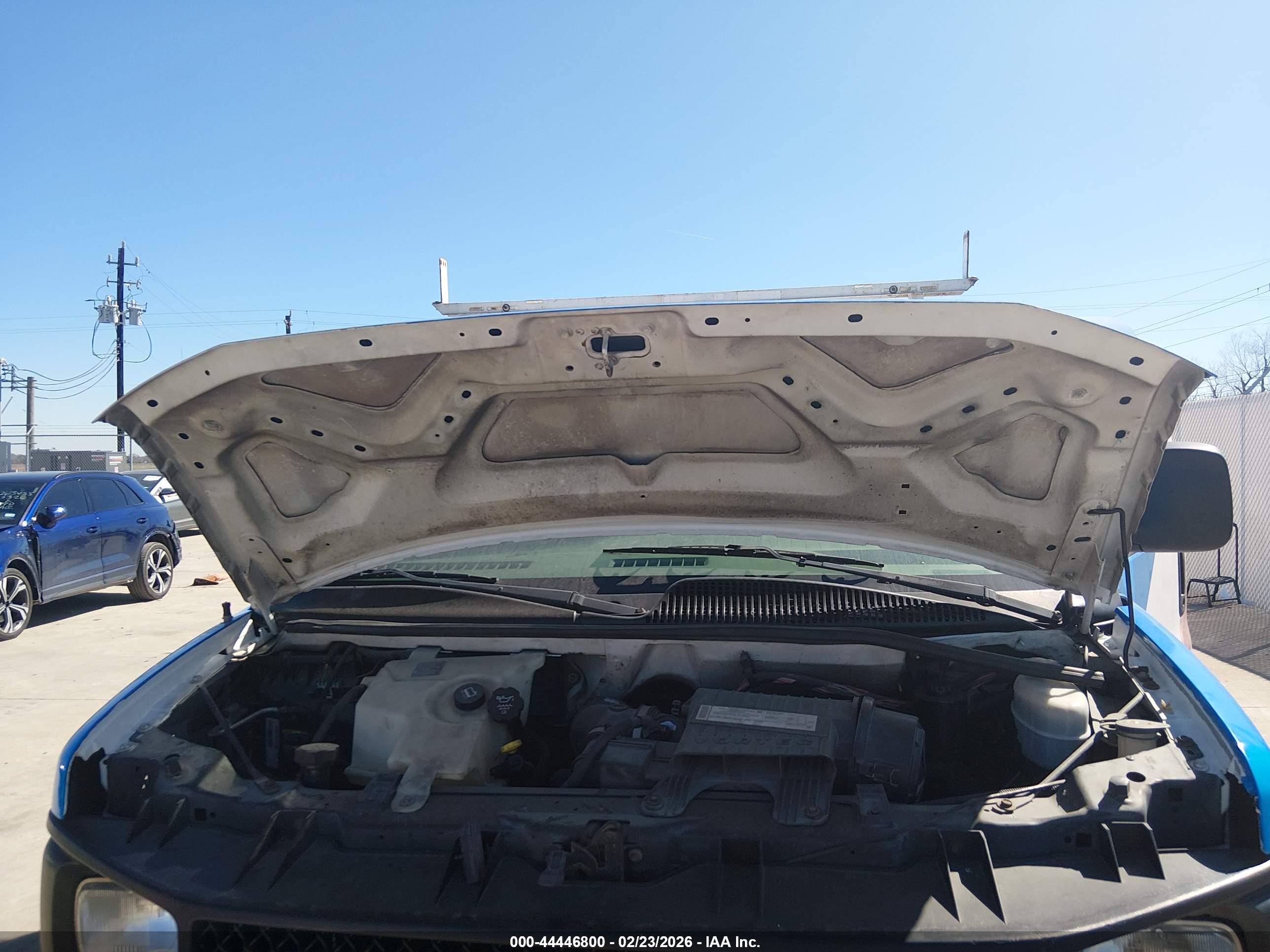 CHEVROLET EXPRESS image 10