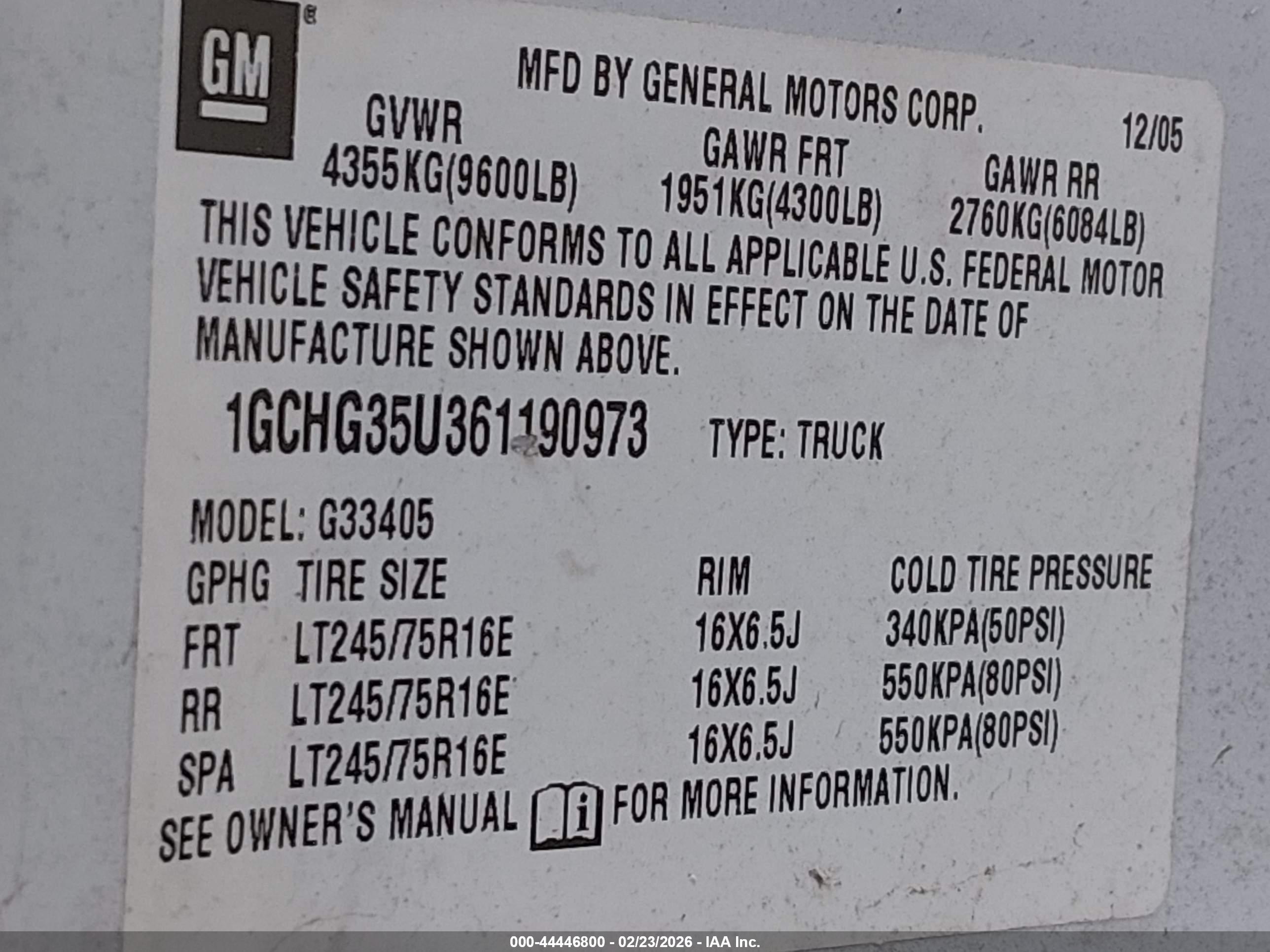 CHEVROLET EXPRESS image 9