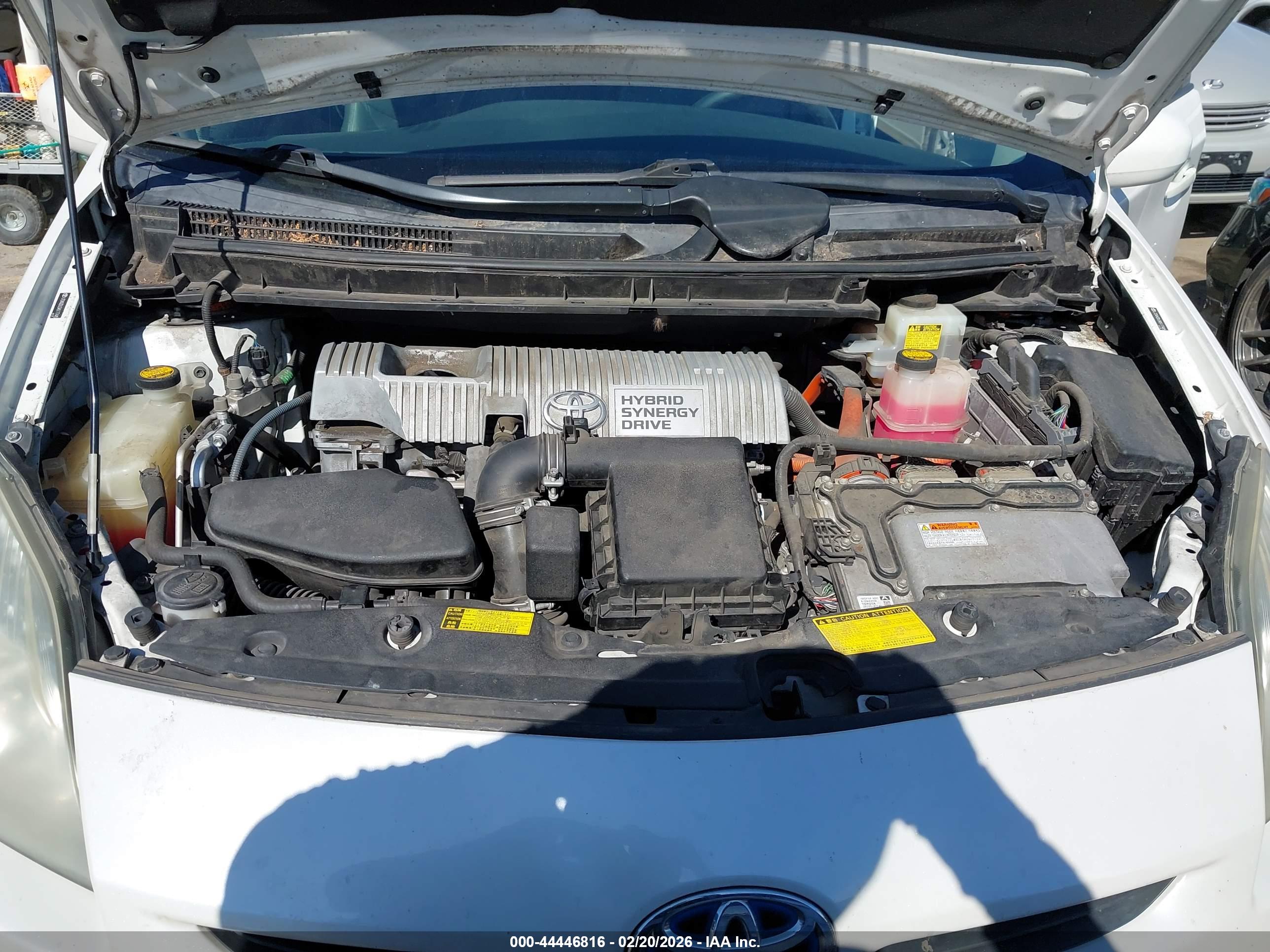 TOYOTA PRIUS image 10