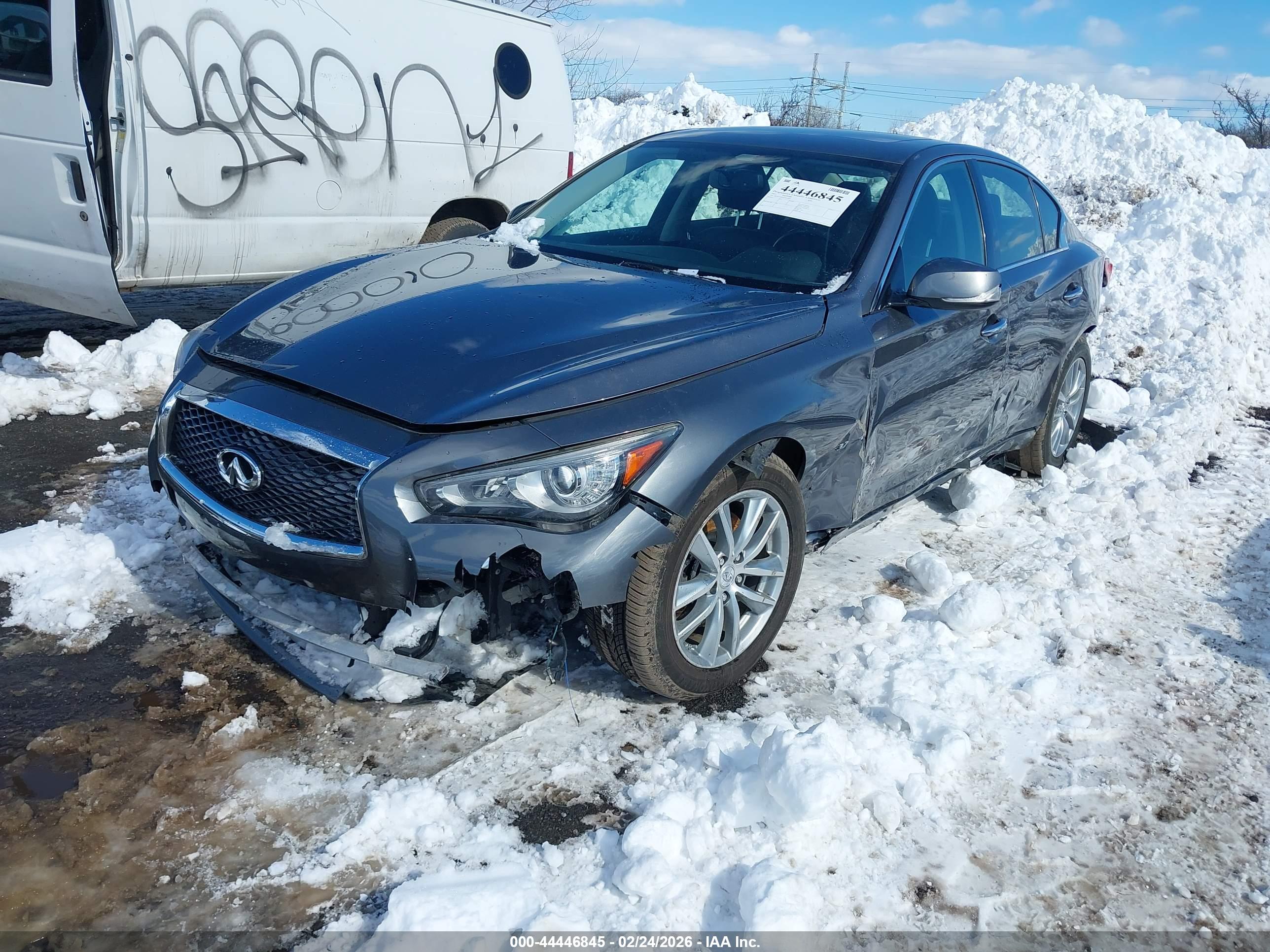 INFINITI Q50 image 2