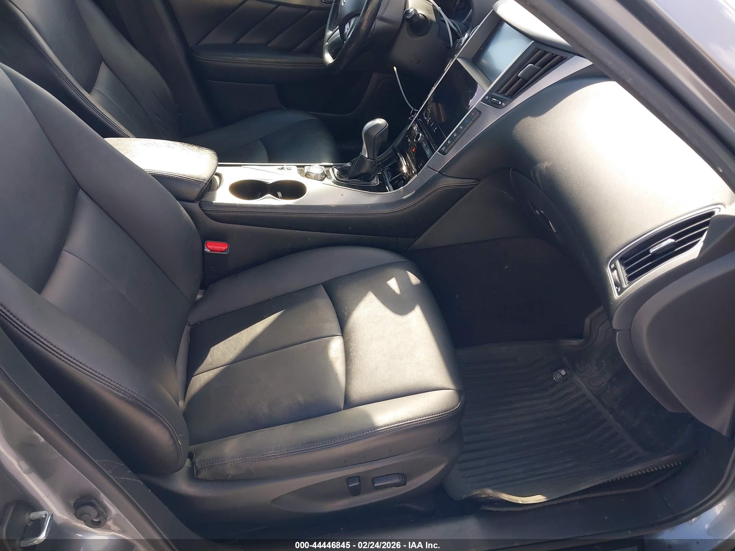 INFINITI Q50 image 5
