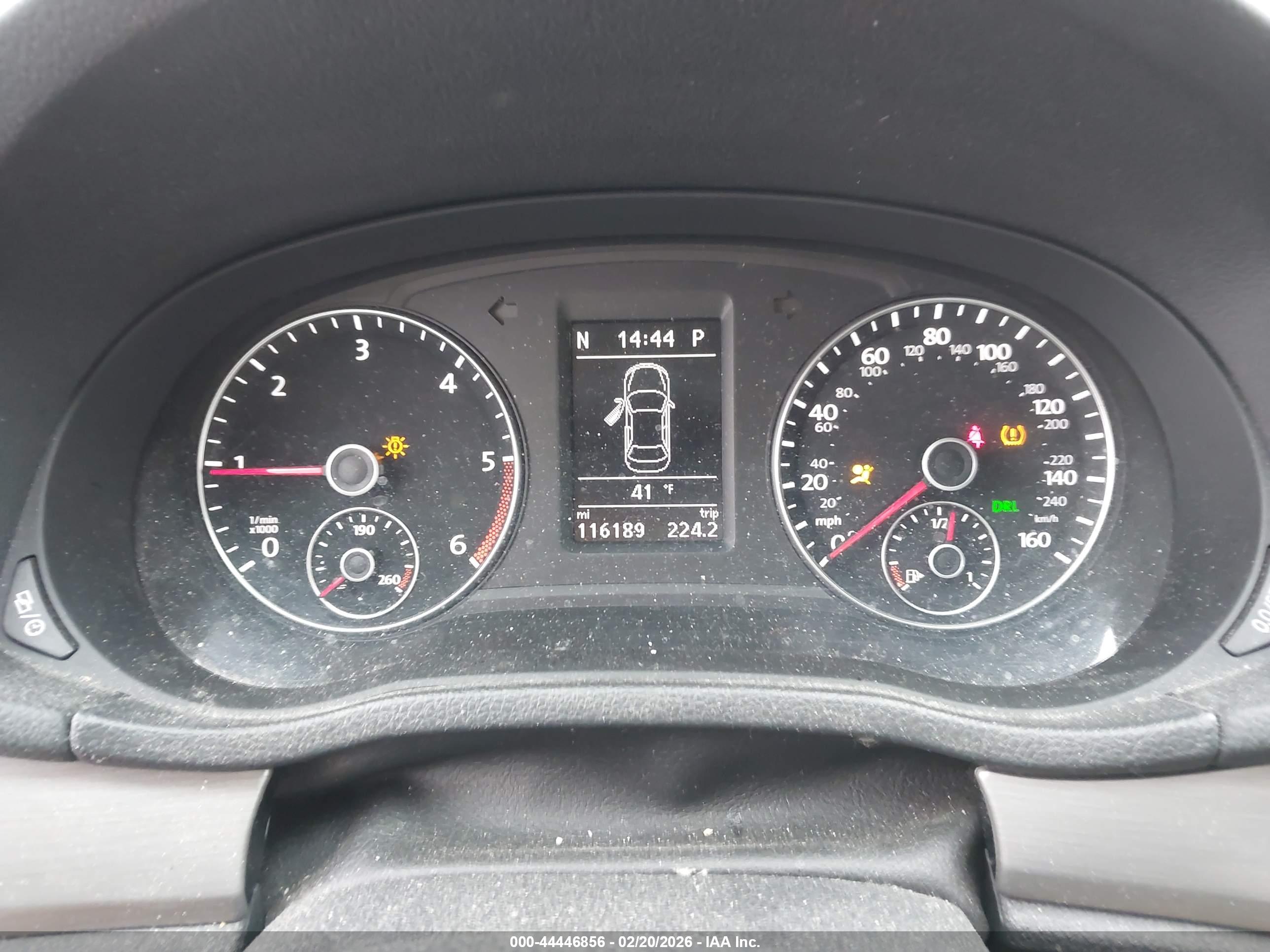 VOLKSWAGEN PASSAT image 7