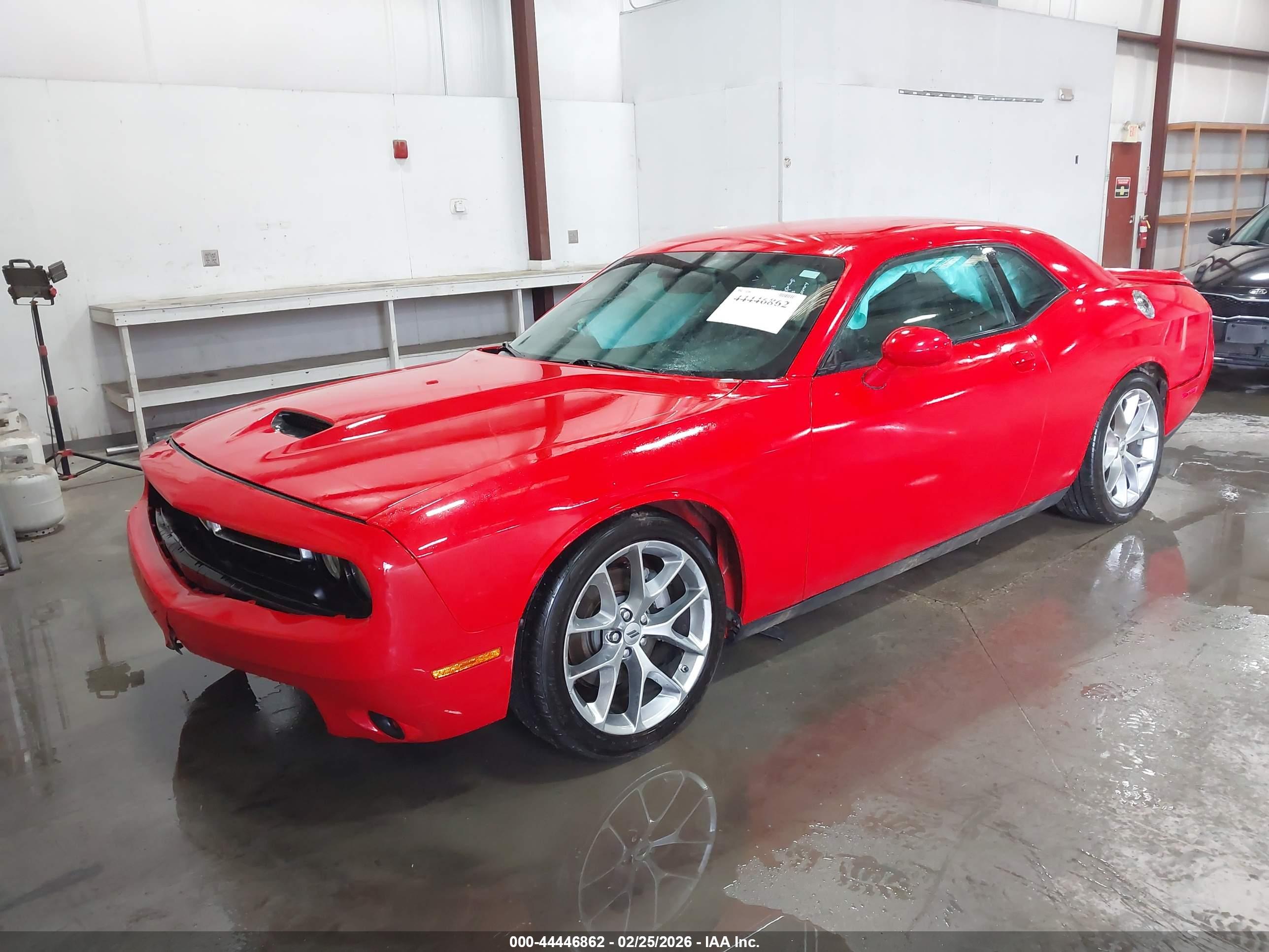 DODGE CHALLENGER image 2