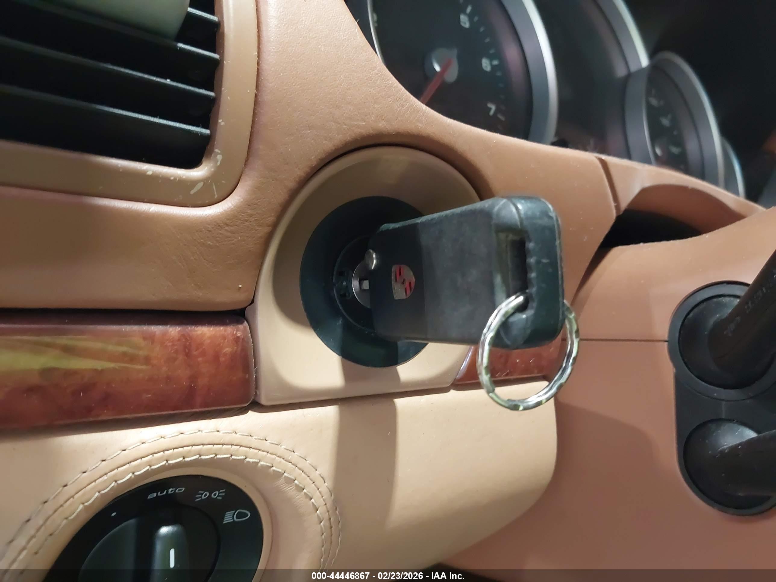 PORSCHE CAYENNE image 11
