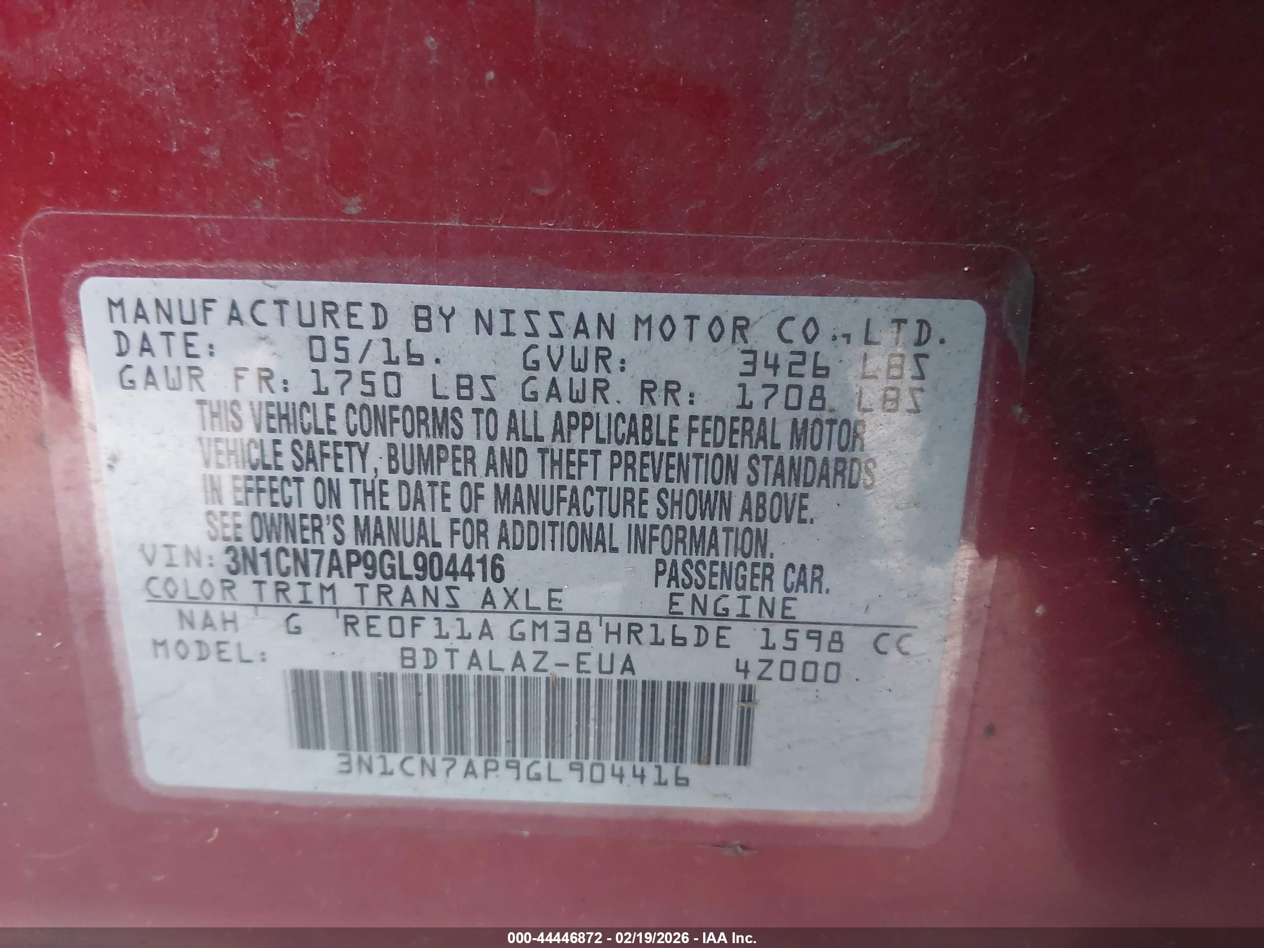 NISSAN VERSA image 9