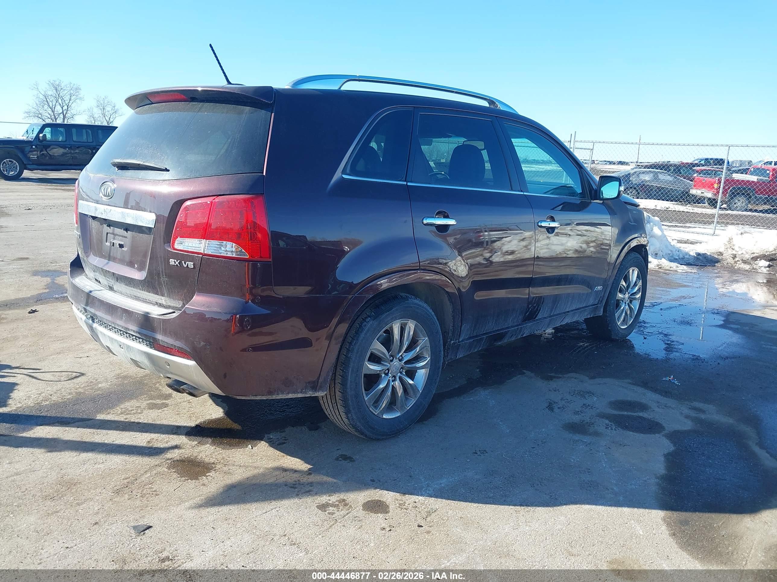 KIA SORENTO image 4