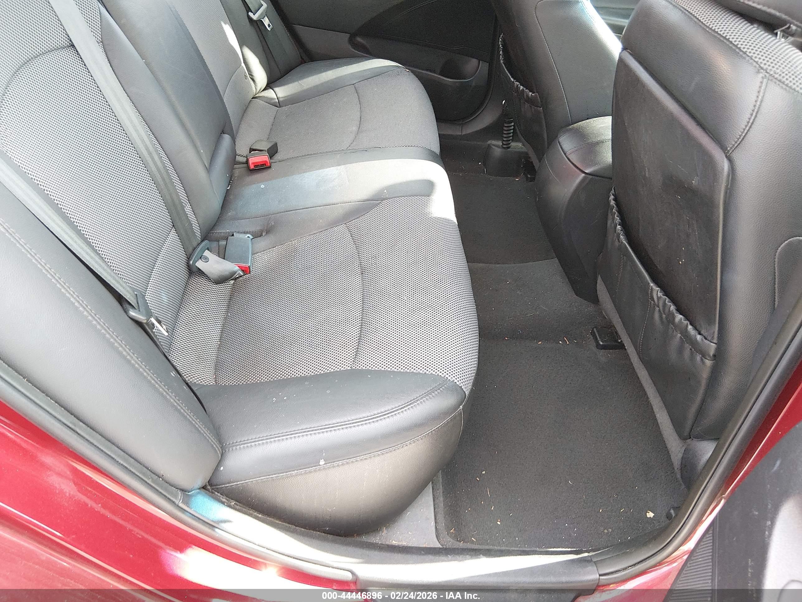 HYUNDAI SONATA image 8