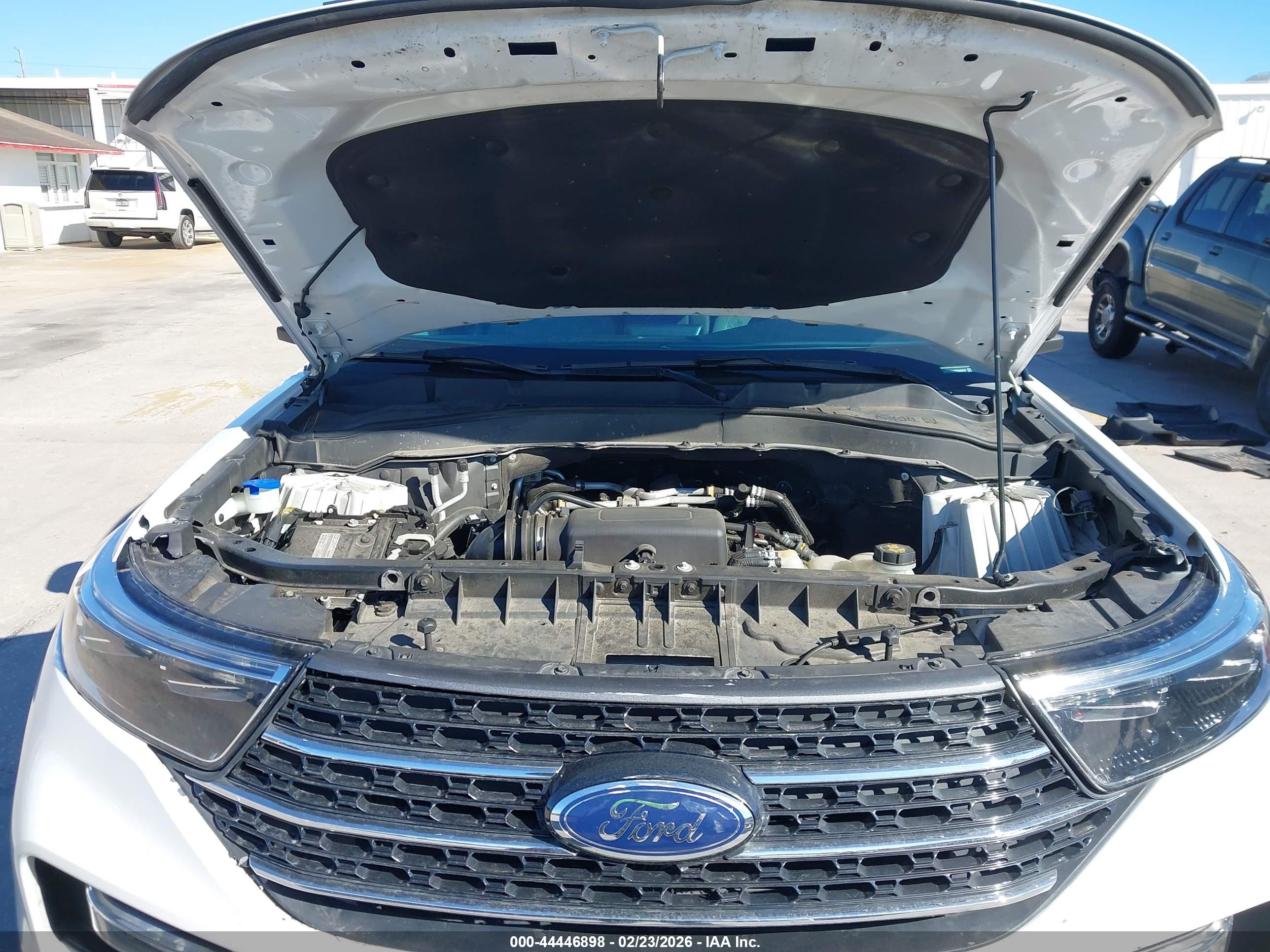 FORD EXPLORER image 10