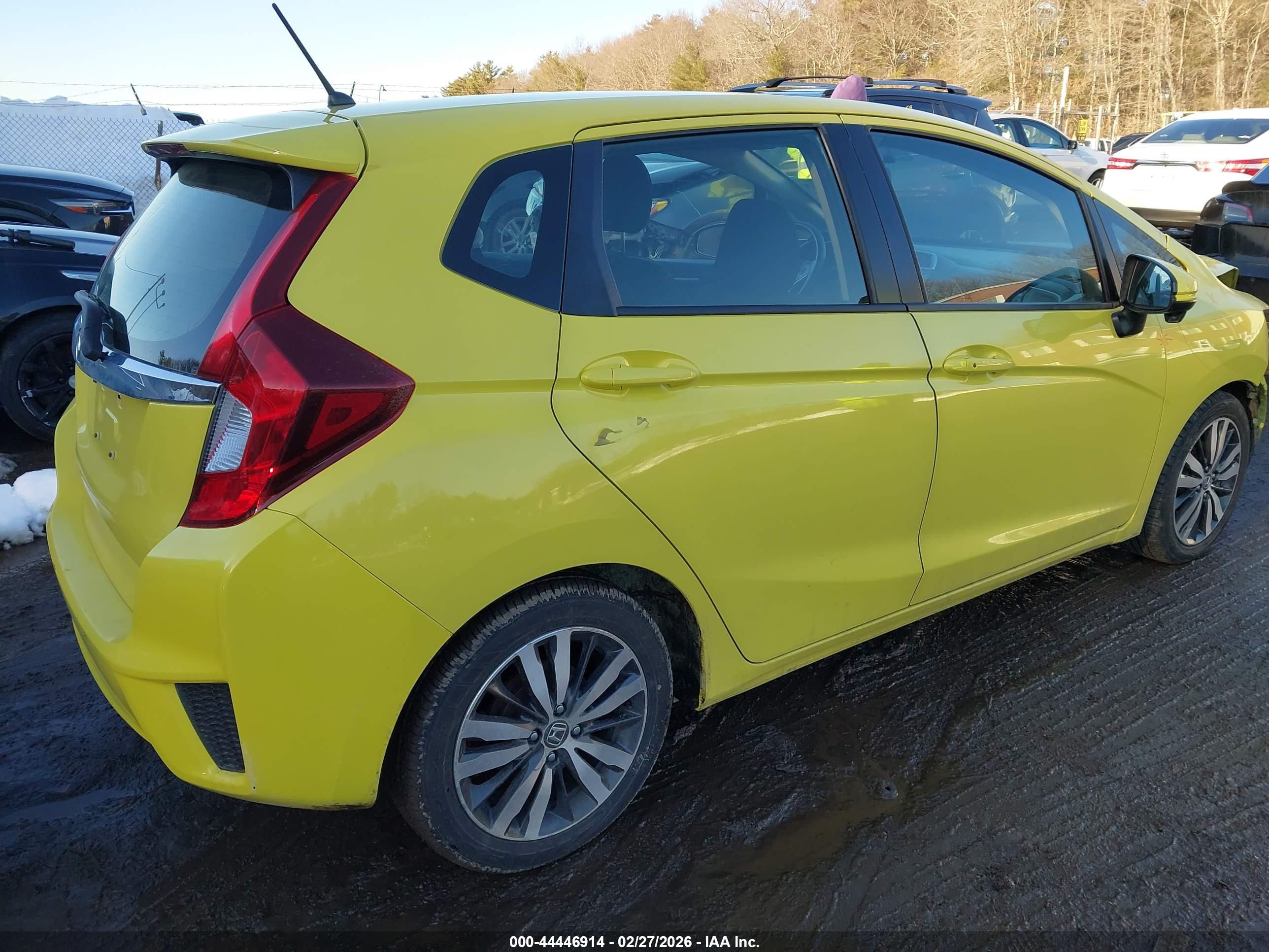 HONDA FIT image 4