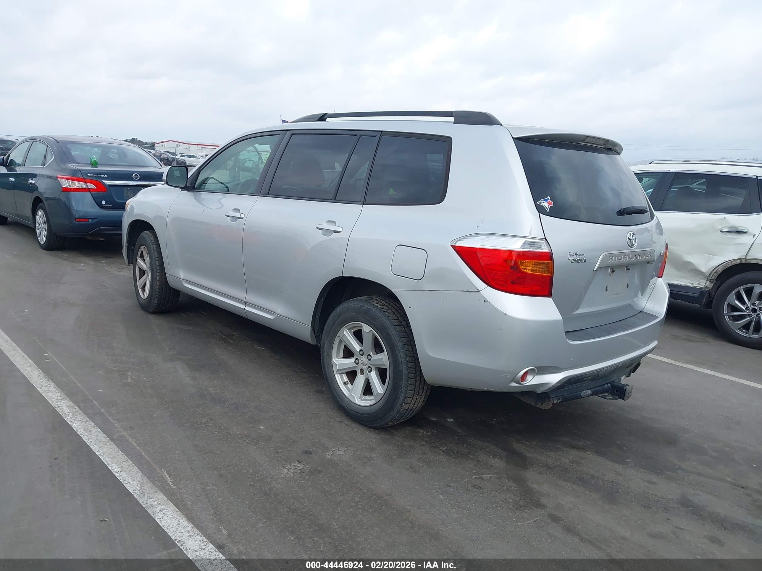 TOYOTA HIGHLANDER image 3