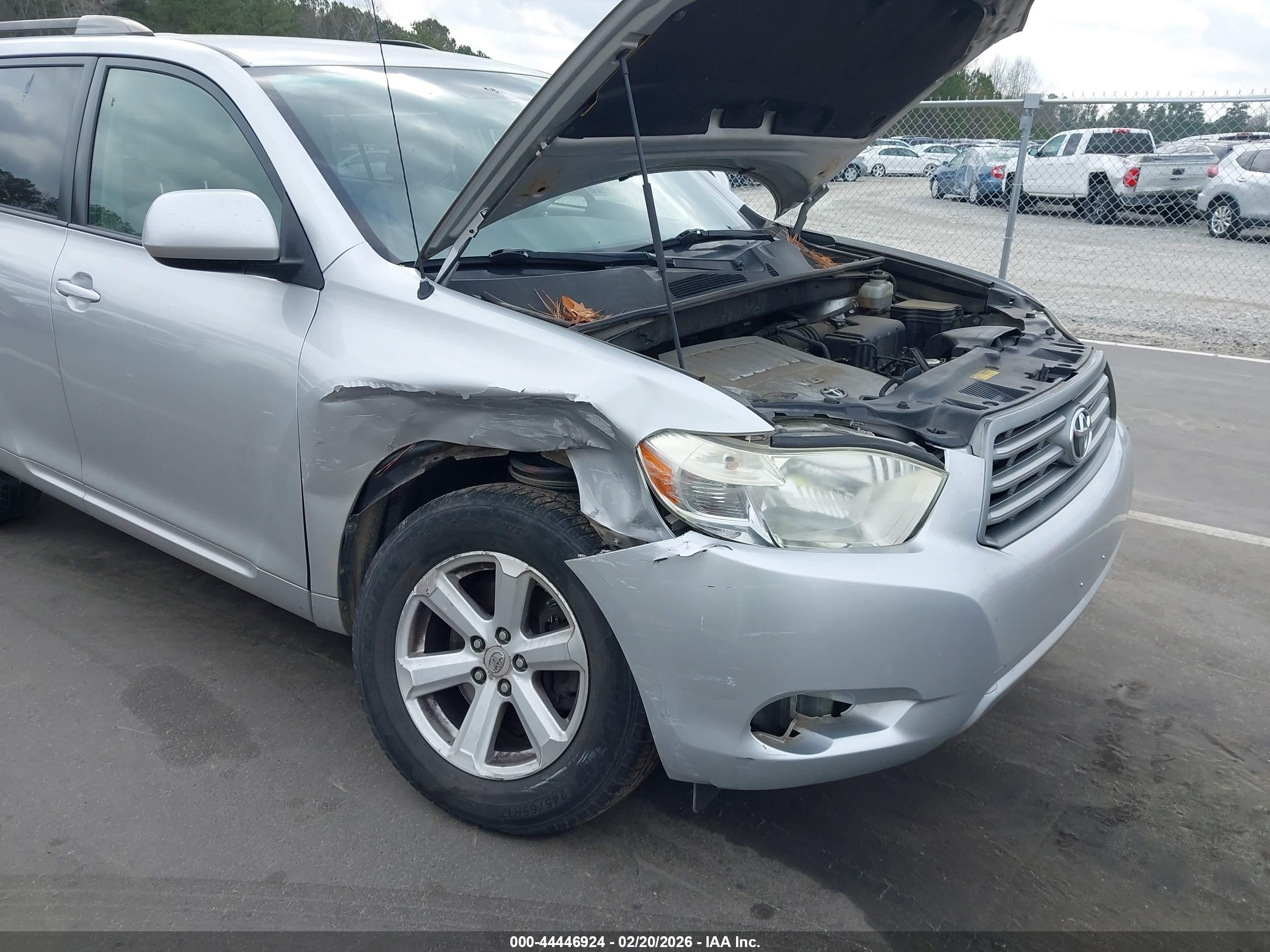 TOYOTA HIGHLANDER image 6