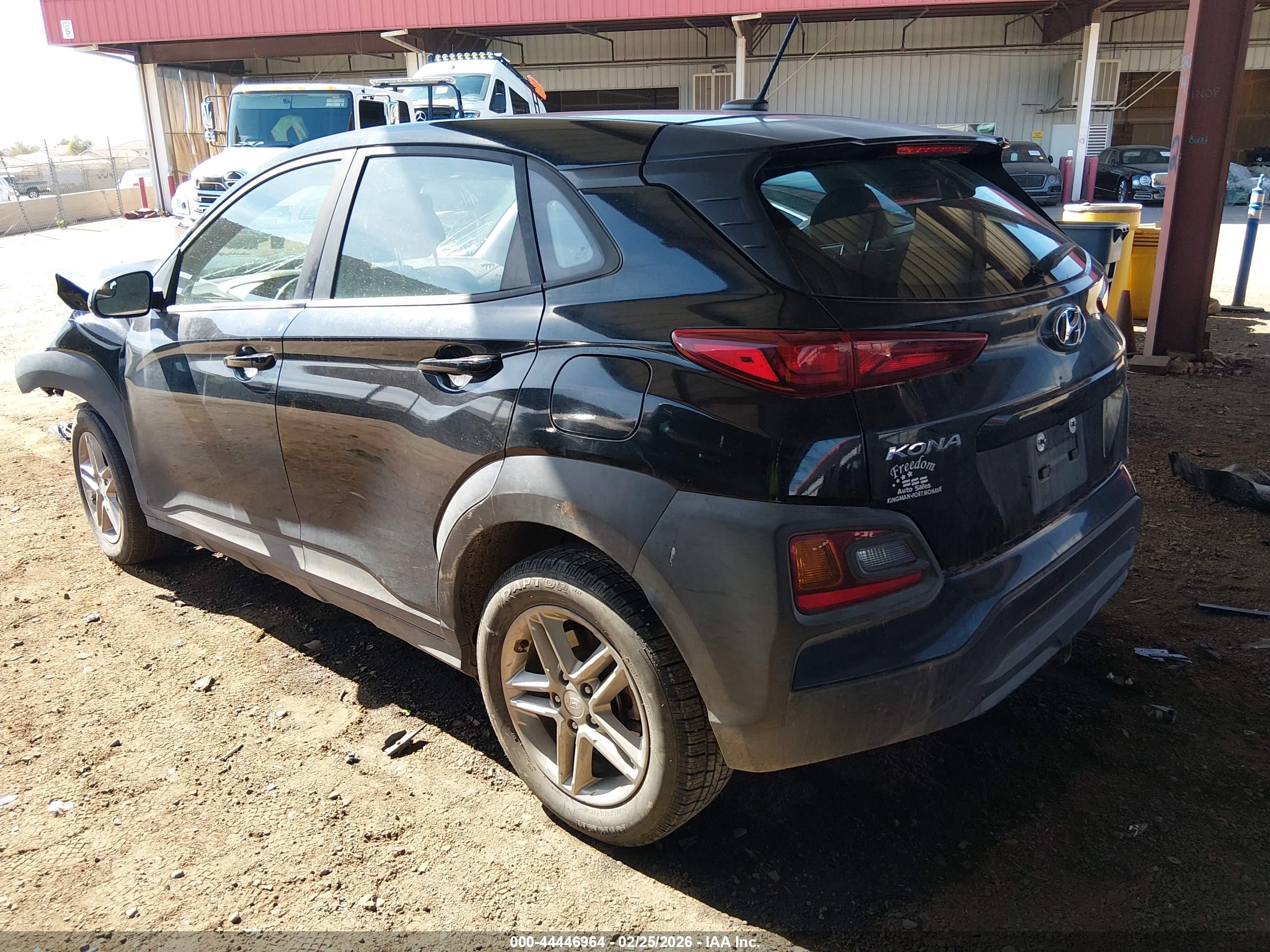 HYUNDAI KONA image 3