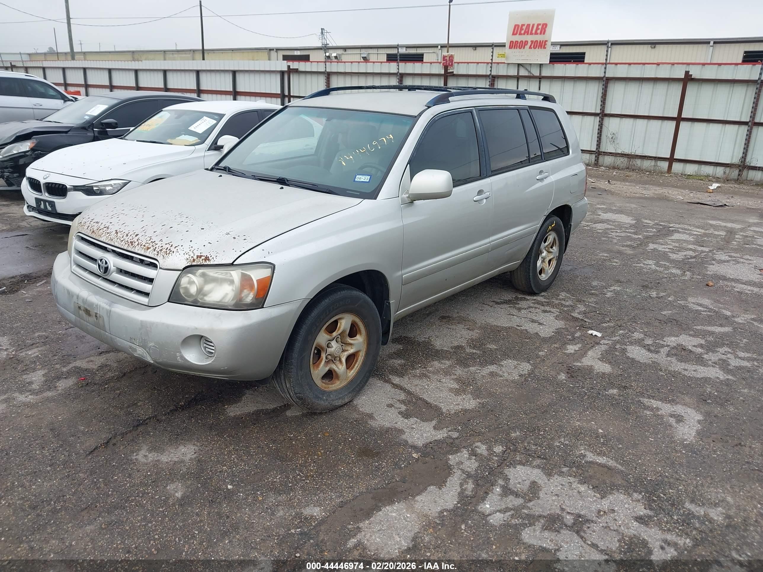 TOYOTA HIGHLANDER image 2