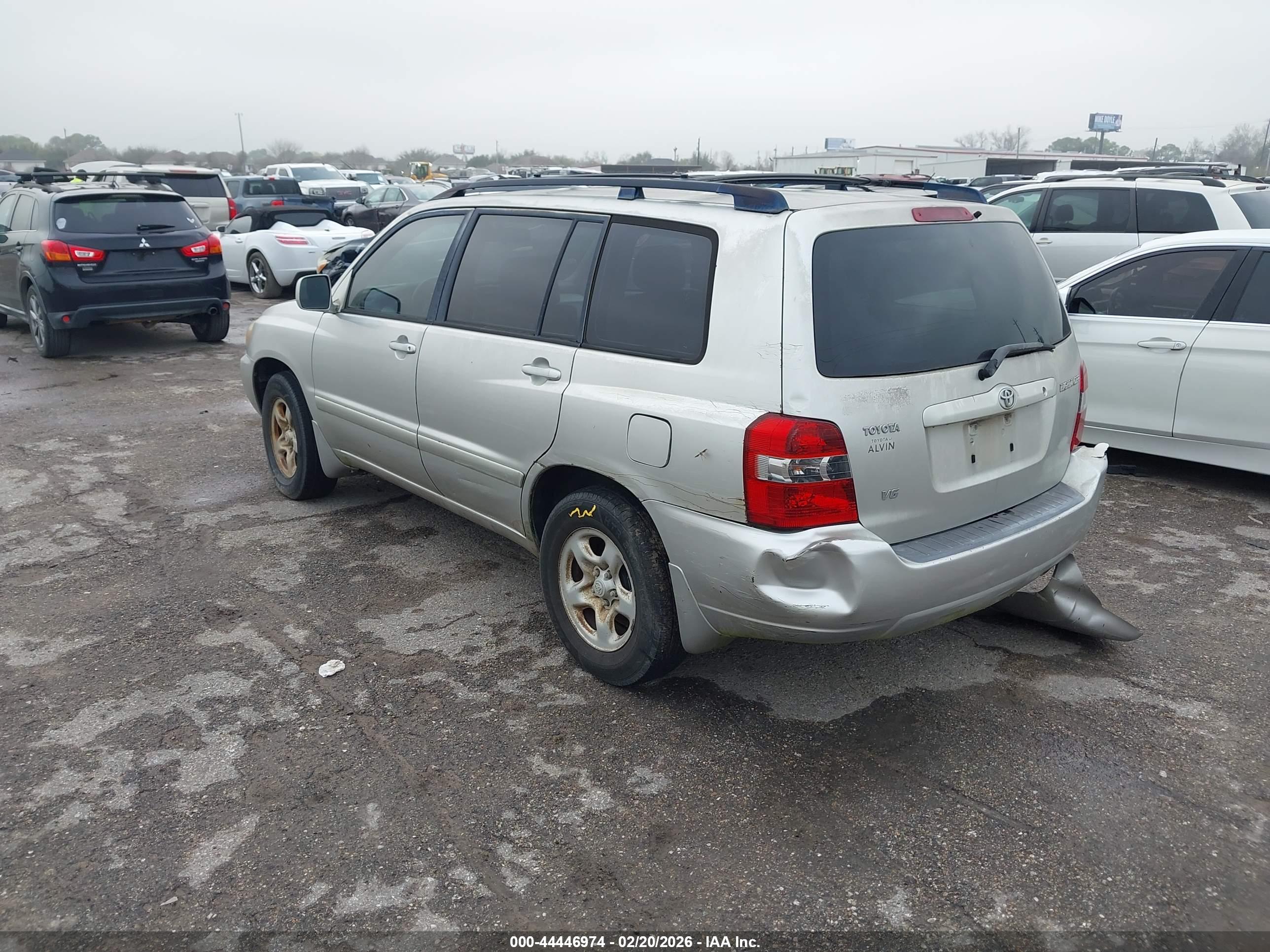 TOYOTA HIGHLANDER image 3