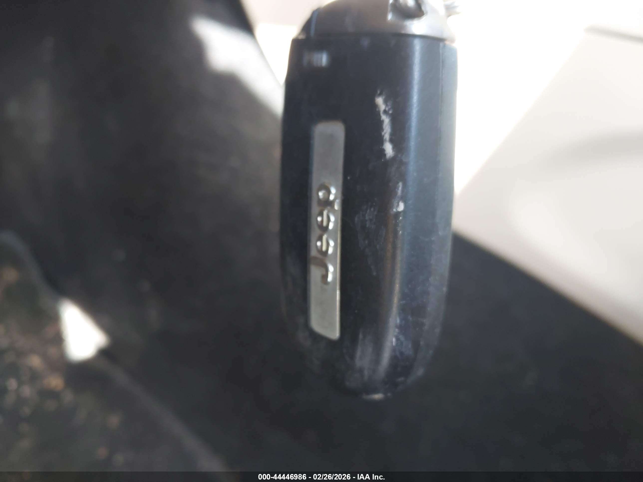 JEEP GRAND image 11
