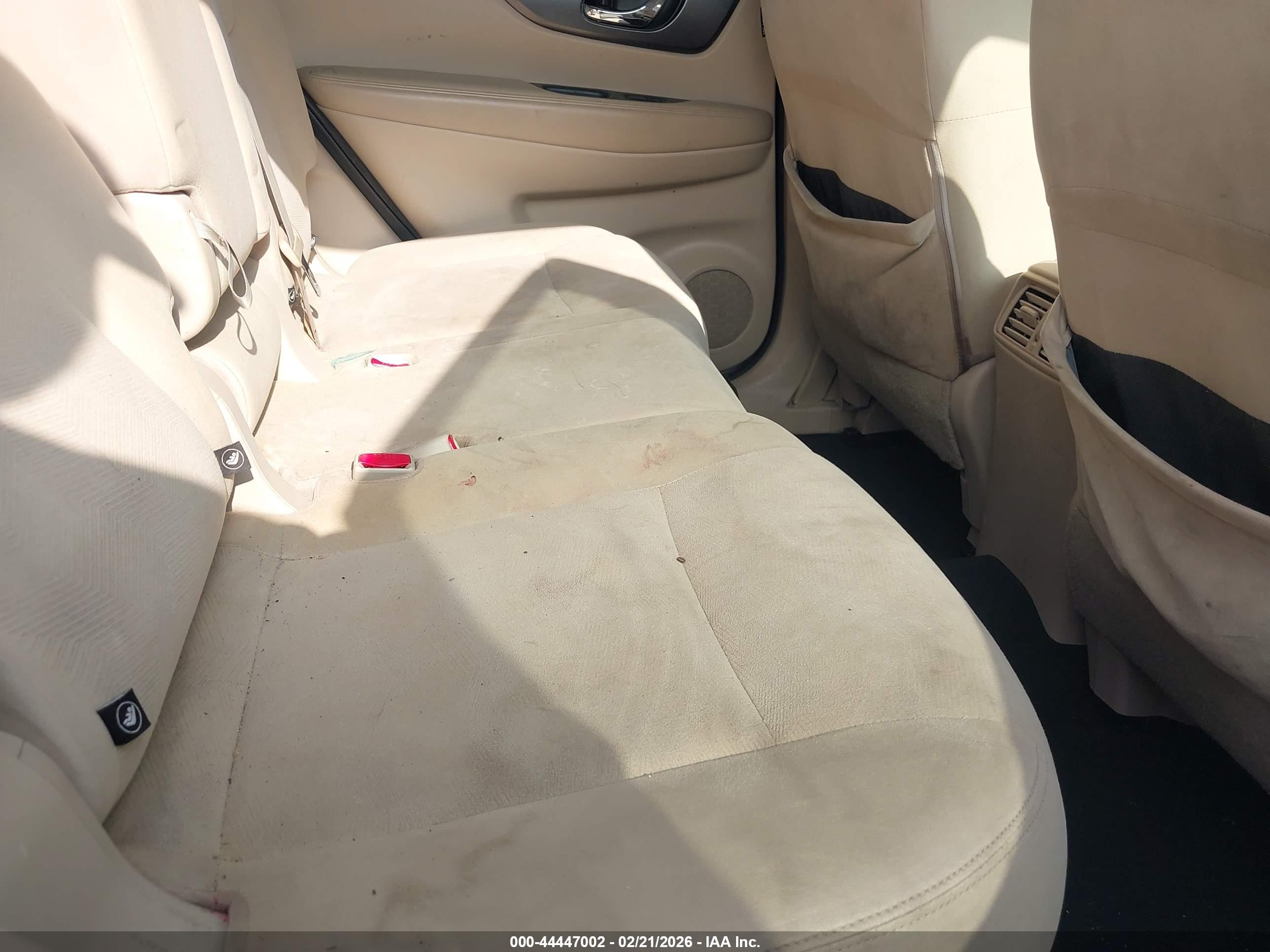 NISSAN ROGUE image 8