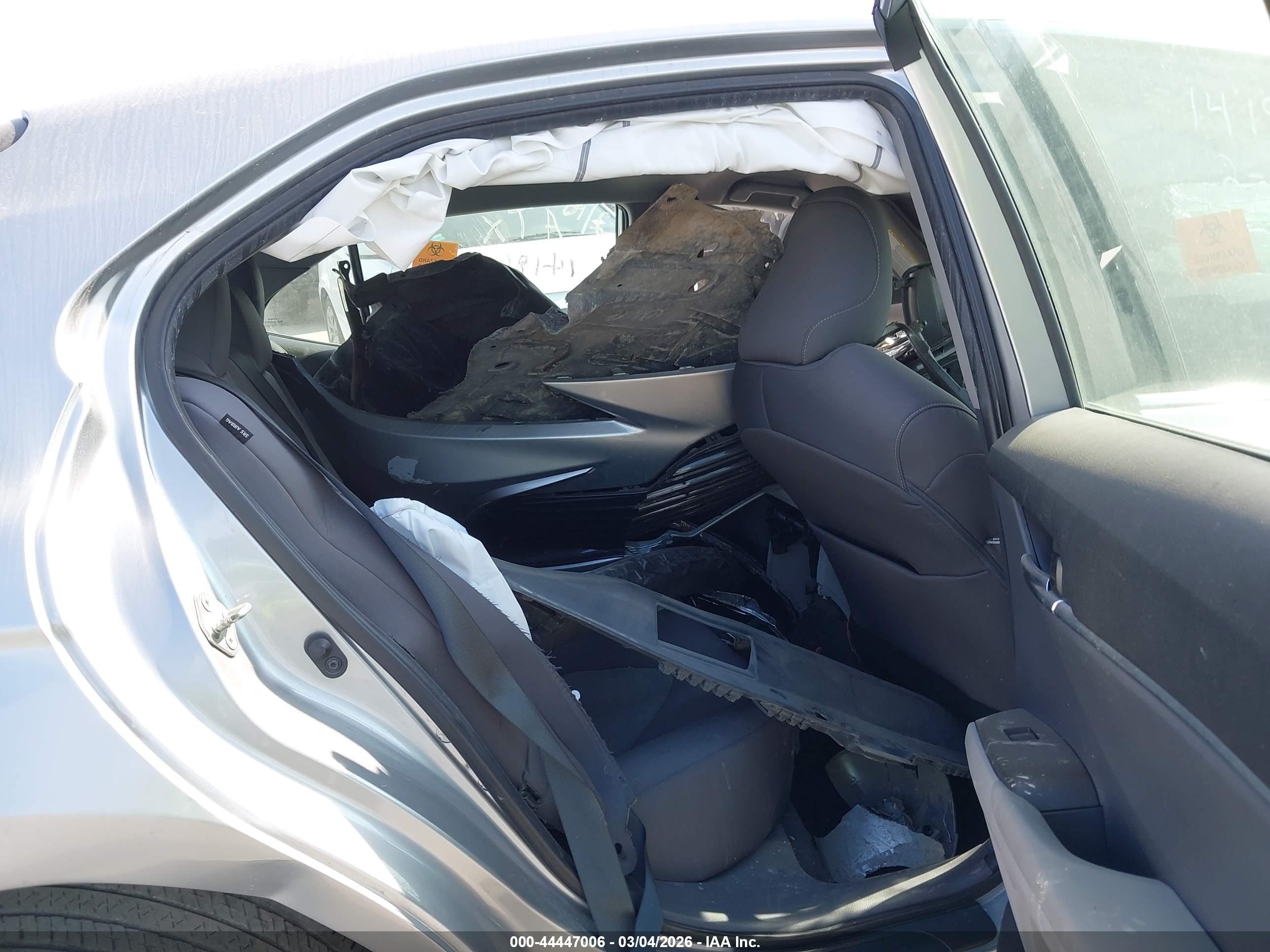 TOYOTA CAMRY image 8