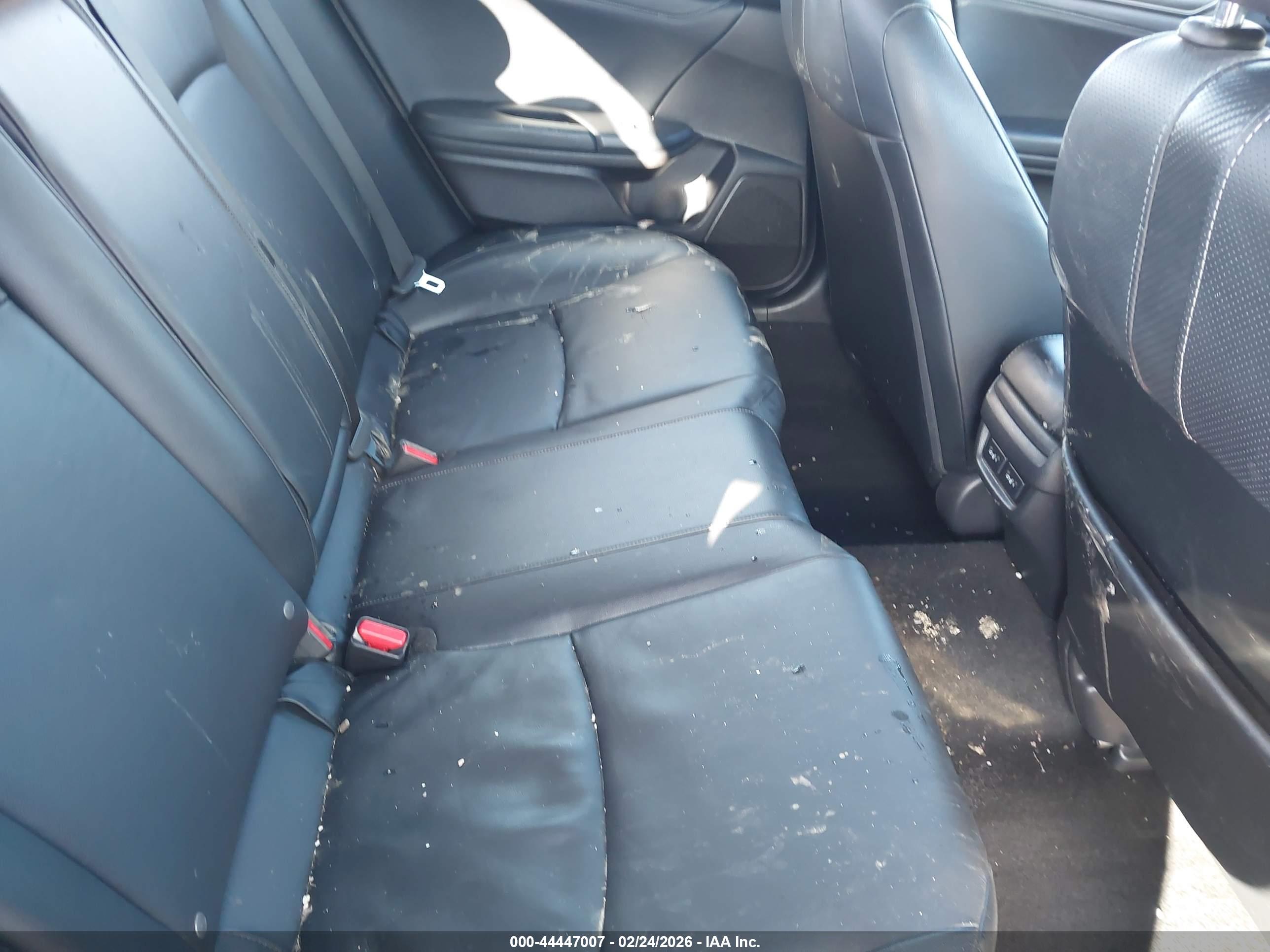 HONDA CIVIC image 8