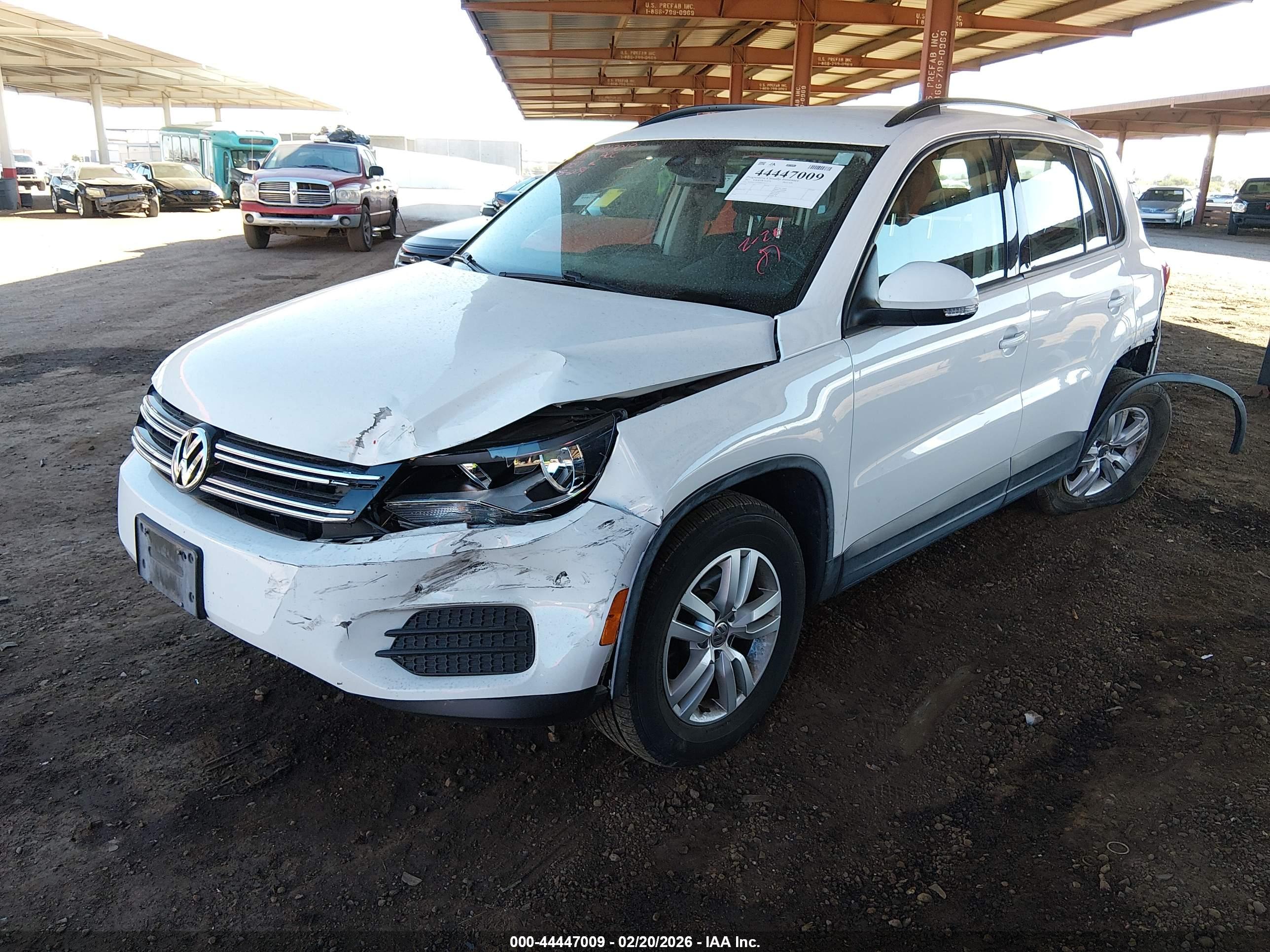 VOLKSWAGEN TIGUAN image 2