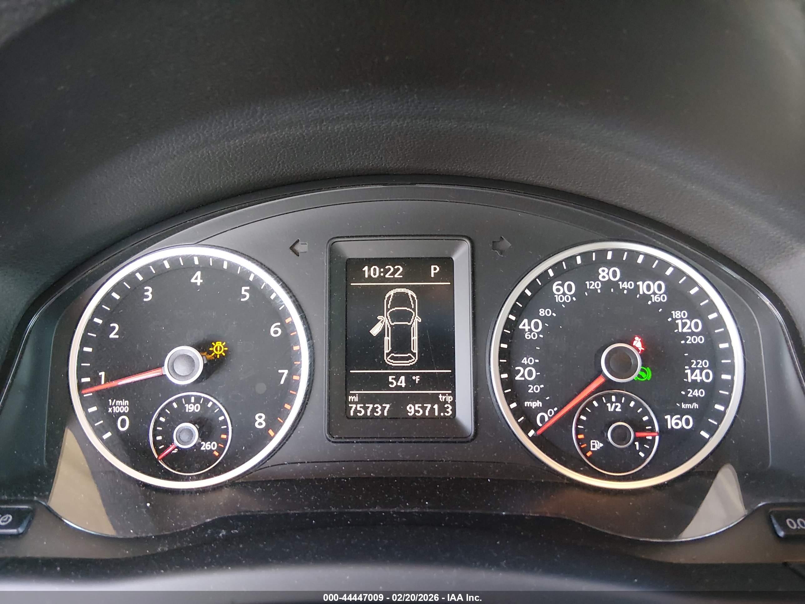 VOLKSWAGEN TIGUAN image 7