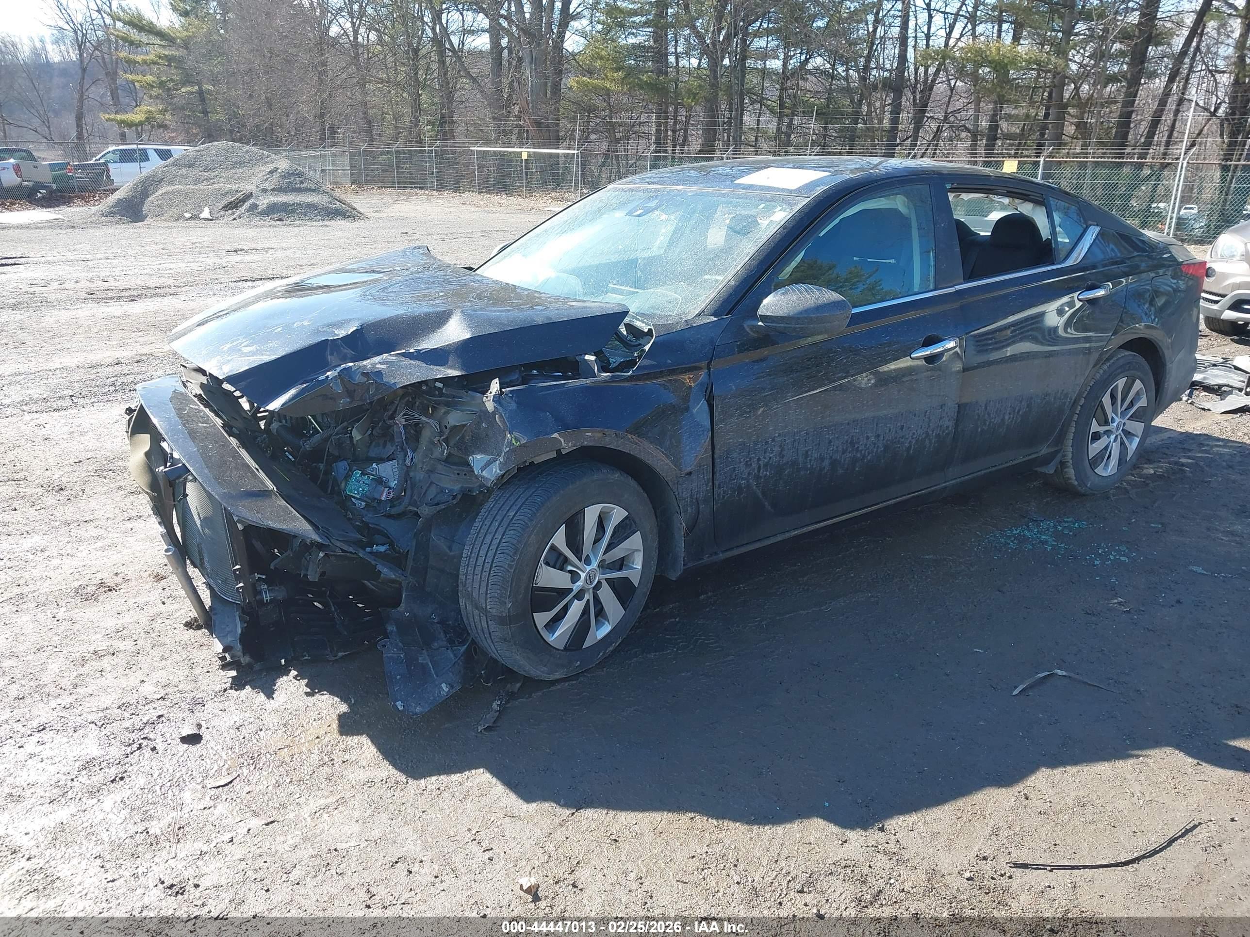 NISSAN ALTIMA image 2