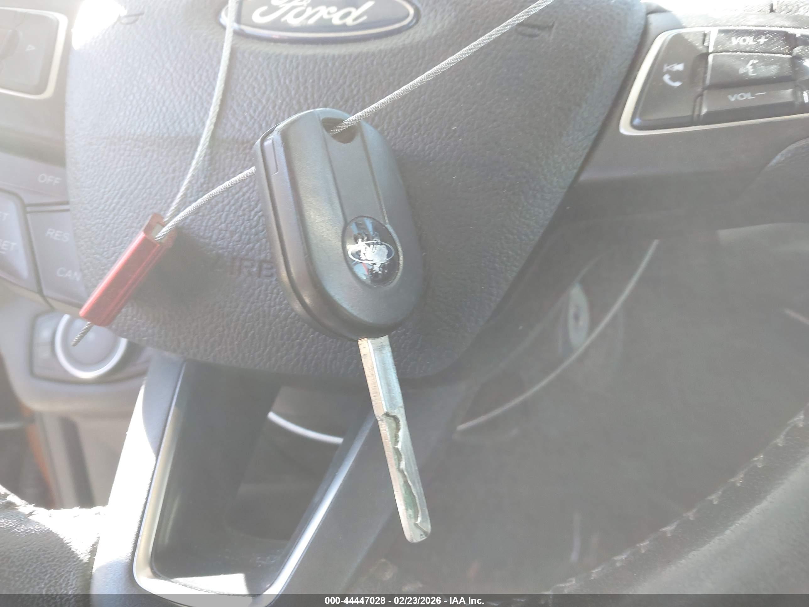 FORD ESCAPE image 11