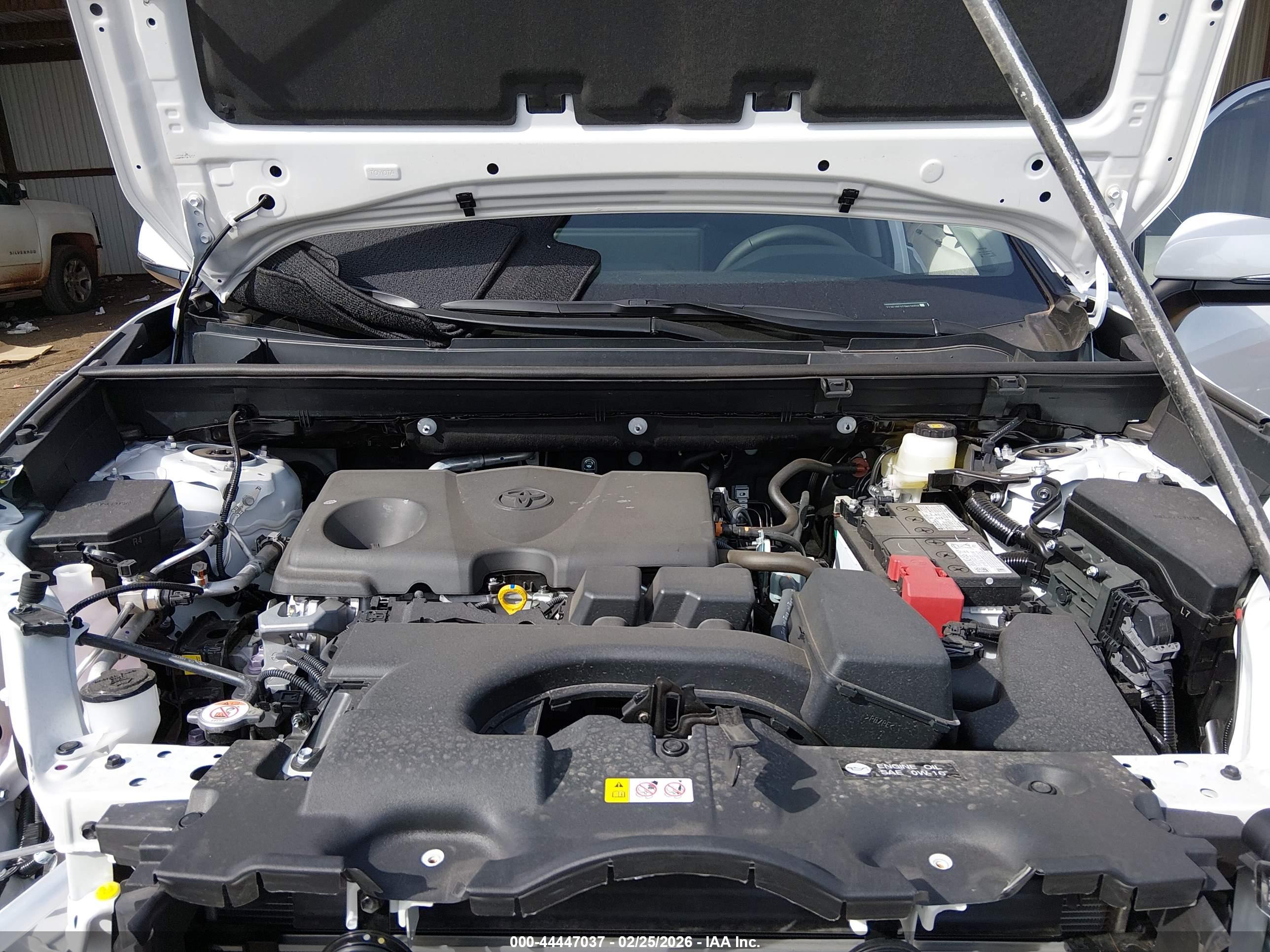 TOYOTA RAV4 image 10
