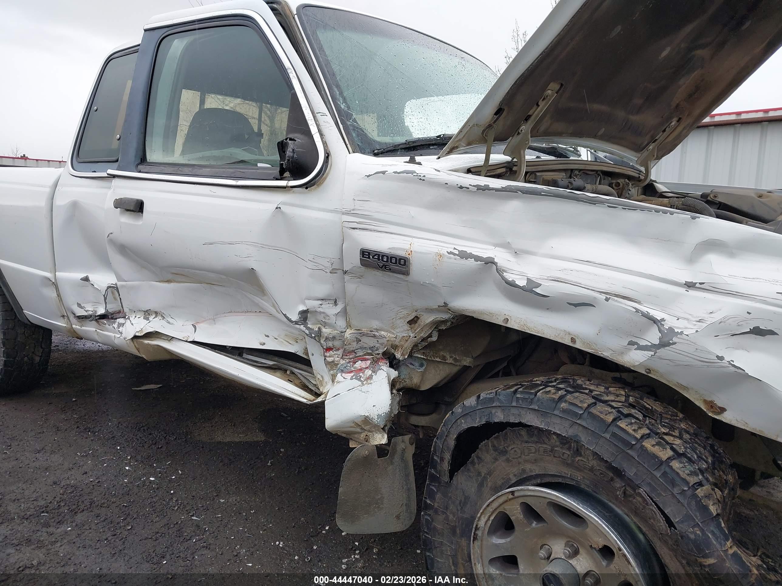 MAZDA B4000 image 6