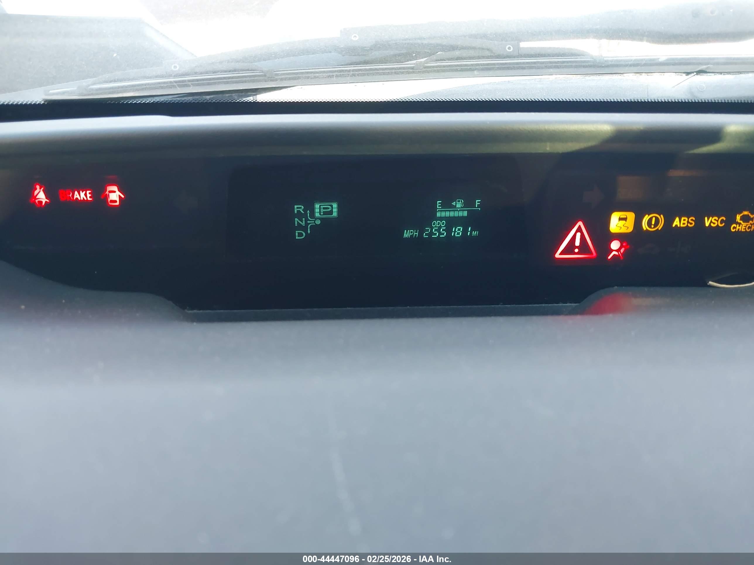 TOYOTA PRIUS image 7