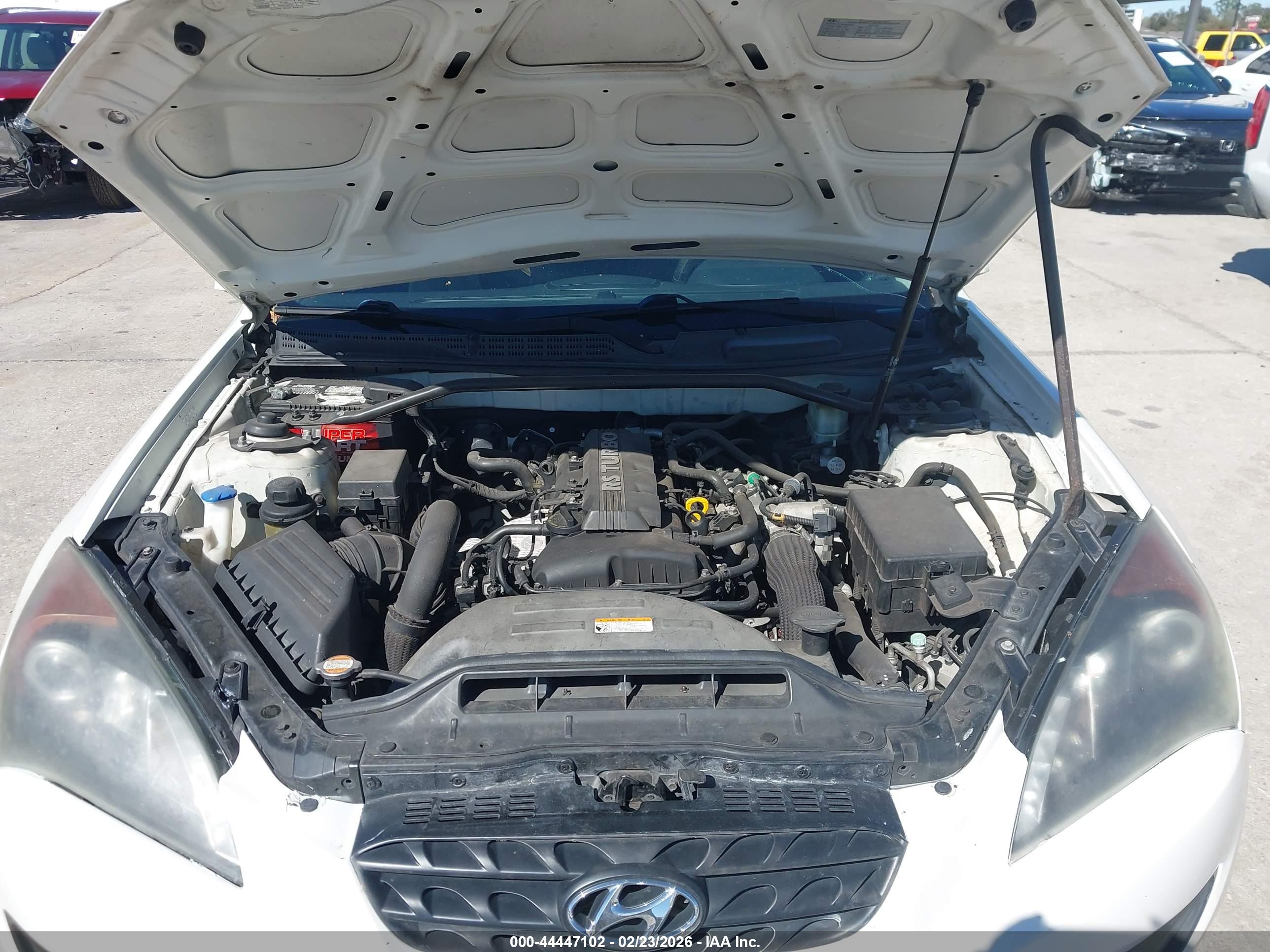 HYUNDAI GENESIS image 10