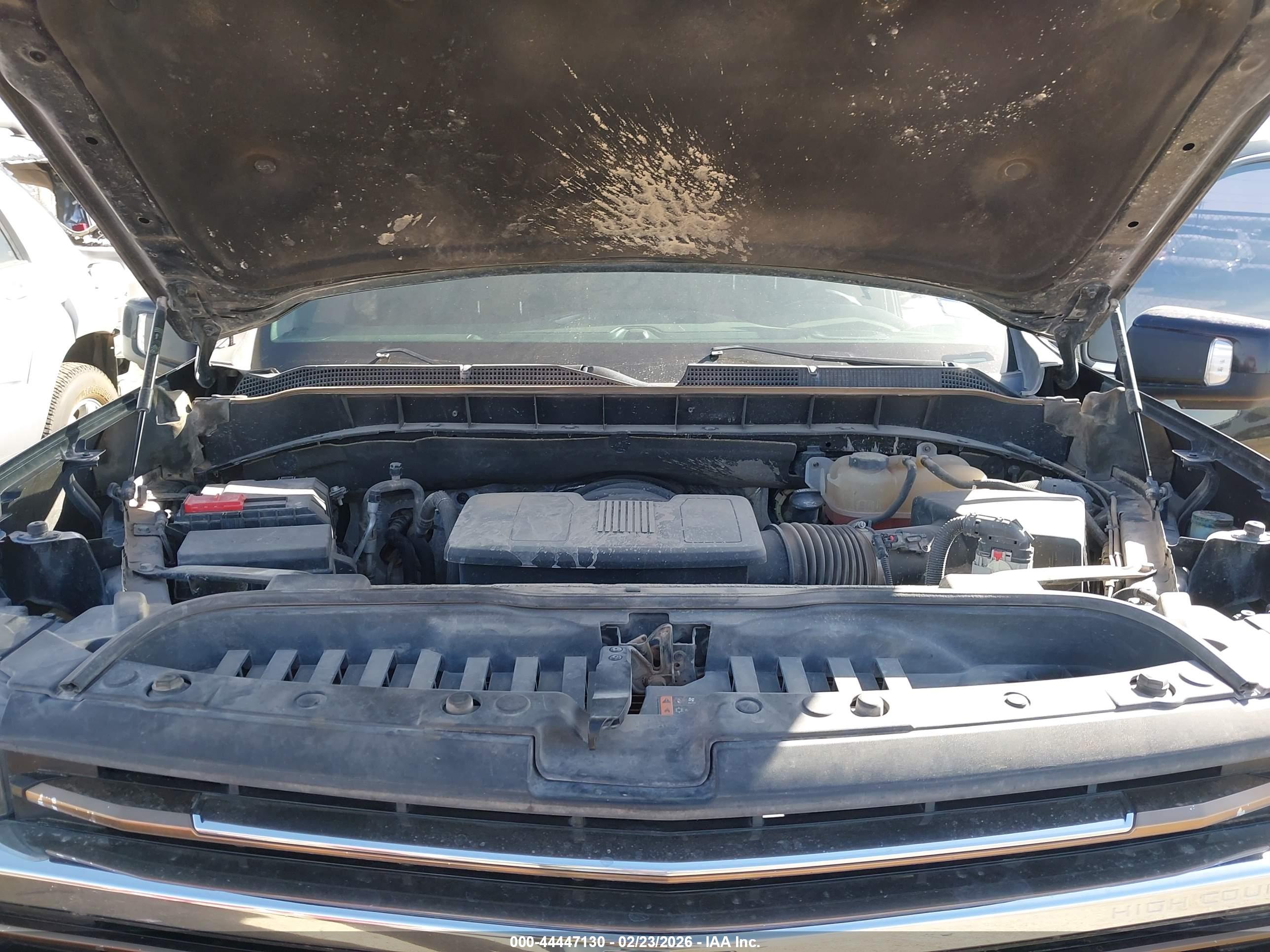 CHEVROLET SILVERADO image 10