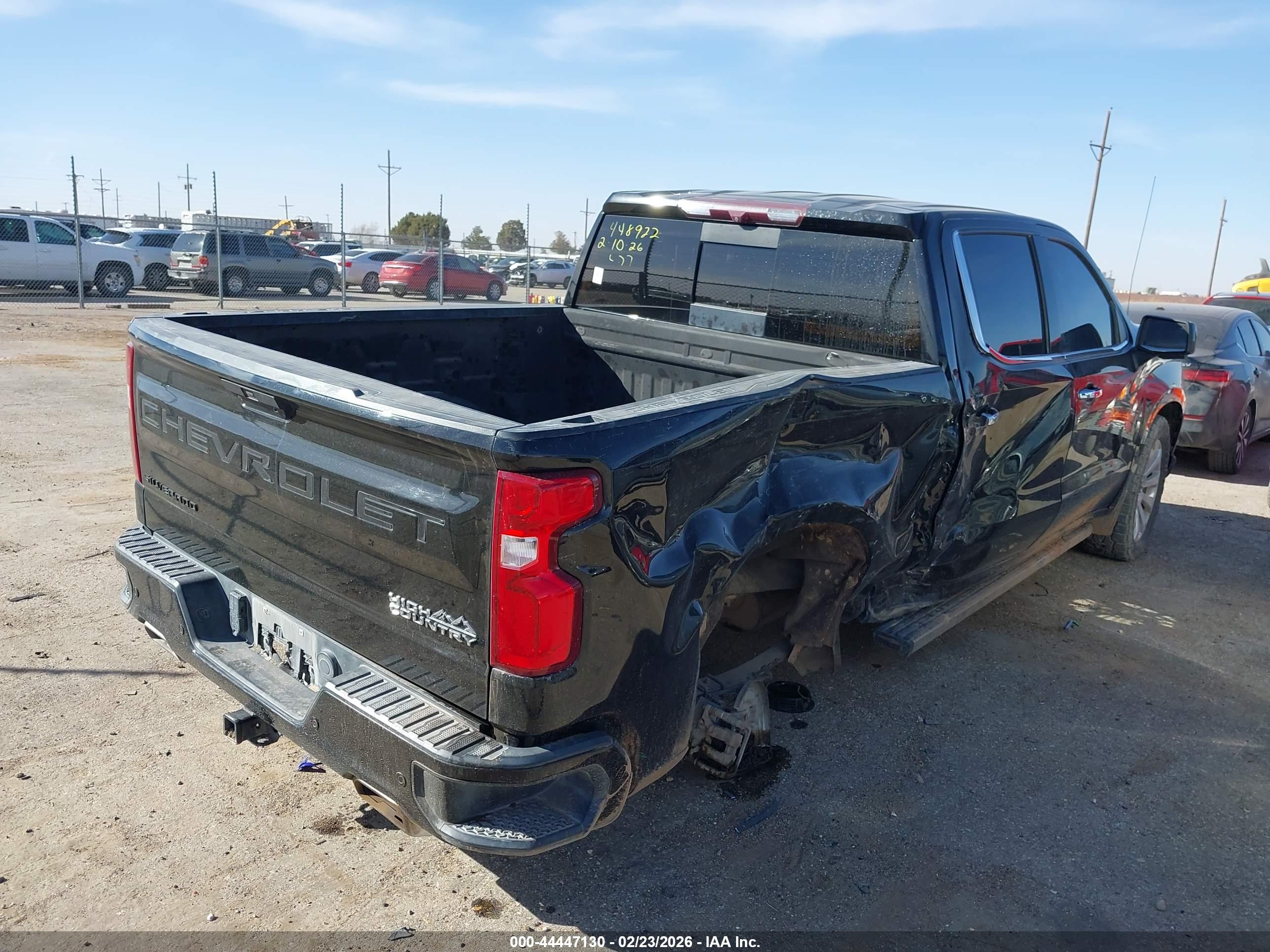 CHEVROLET SILVERADO image 4