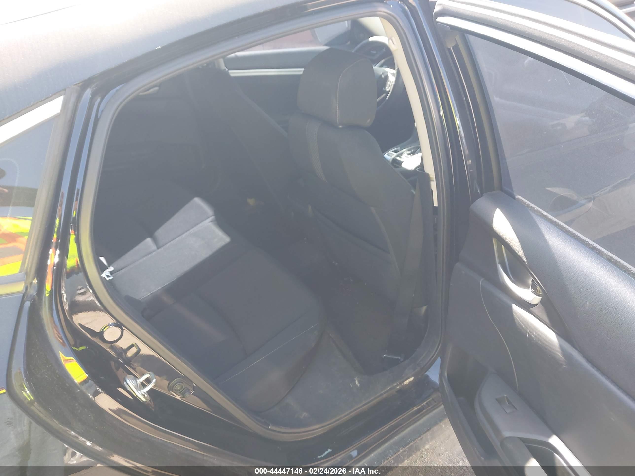 HONDA CIVIC image 8