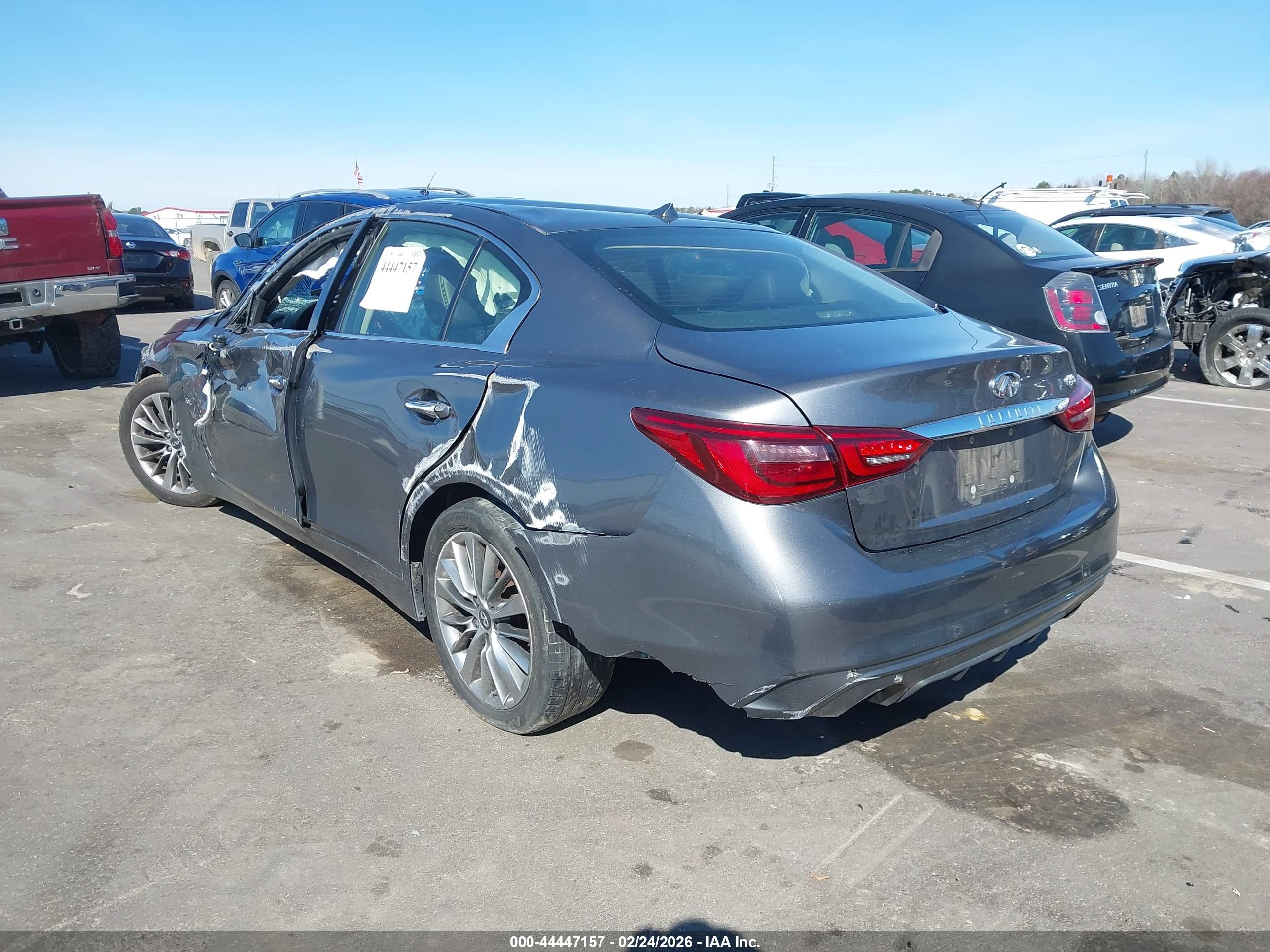 INFINITI Q50 image 3